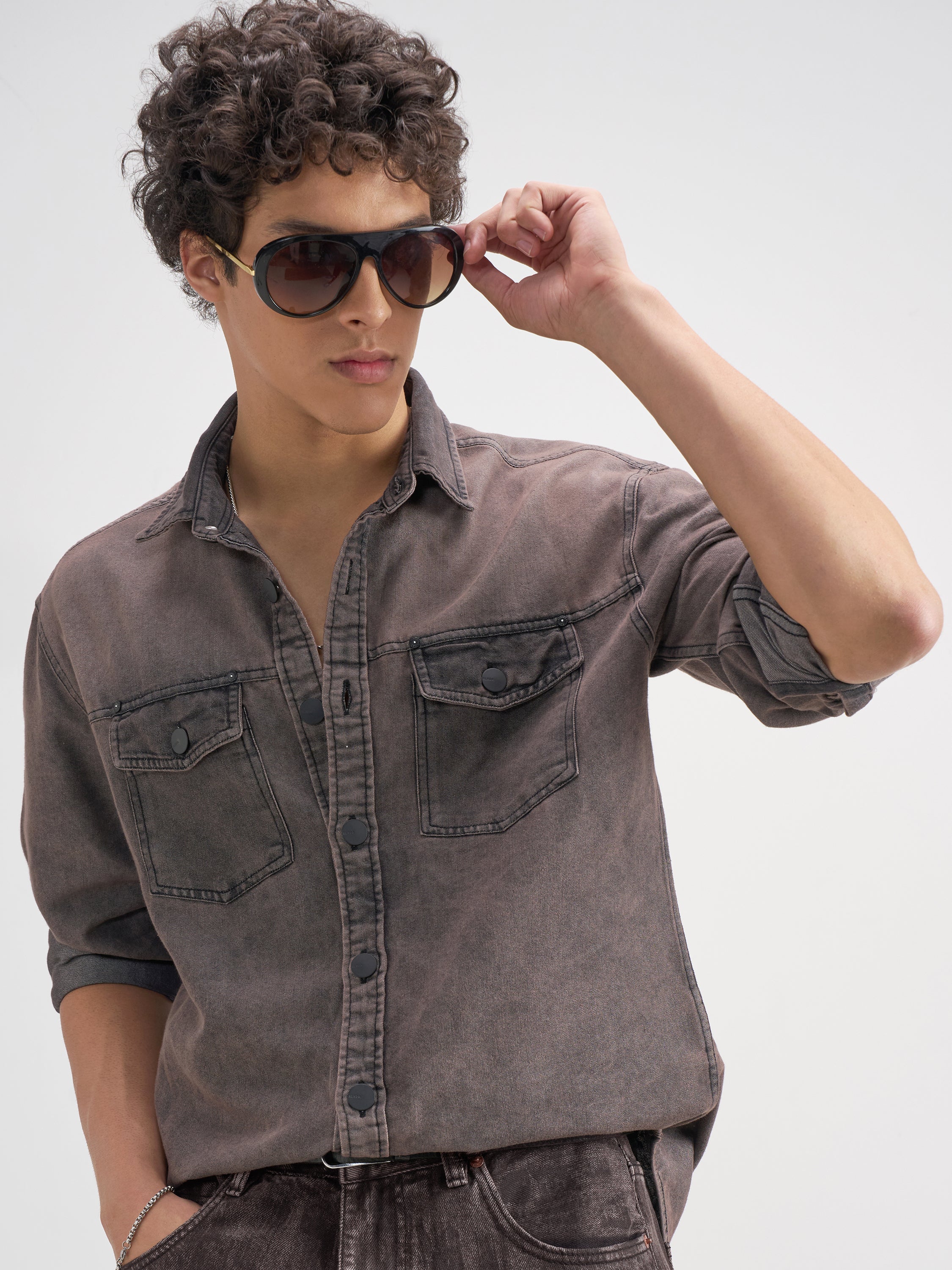 Highlander Men Purple Solid Relaxed Fit Casual Shirt - Purple - Image 1