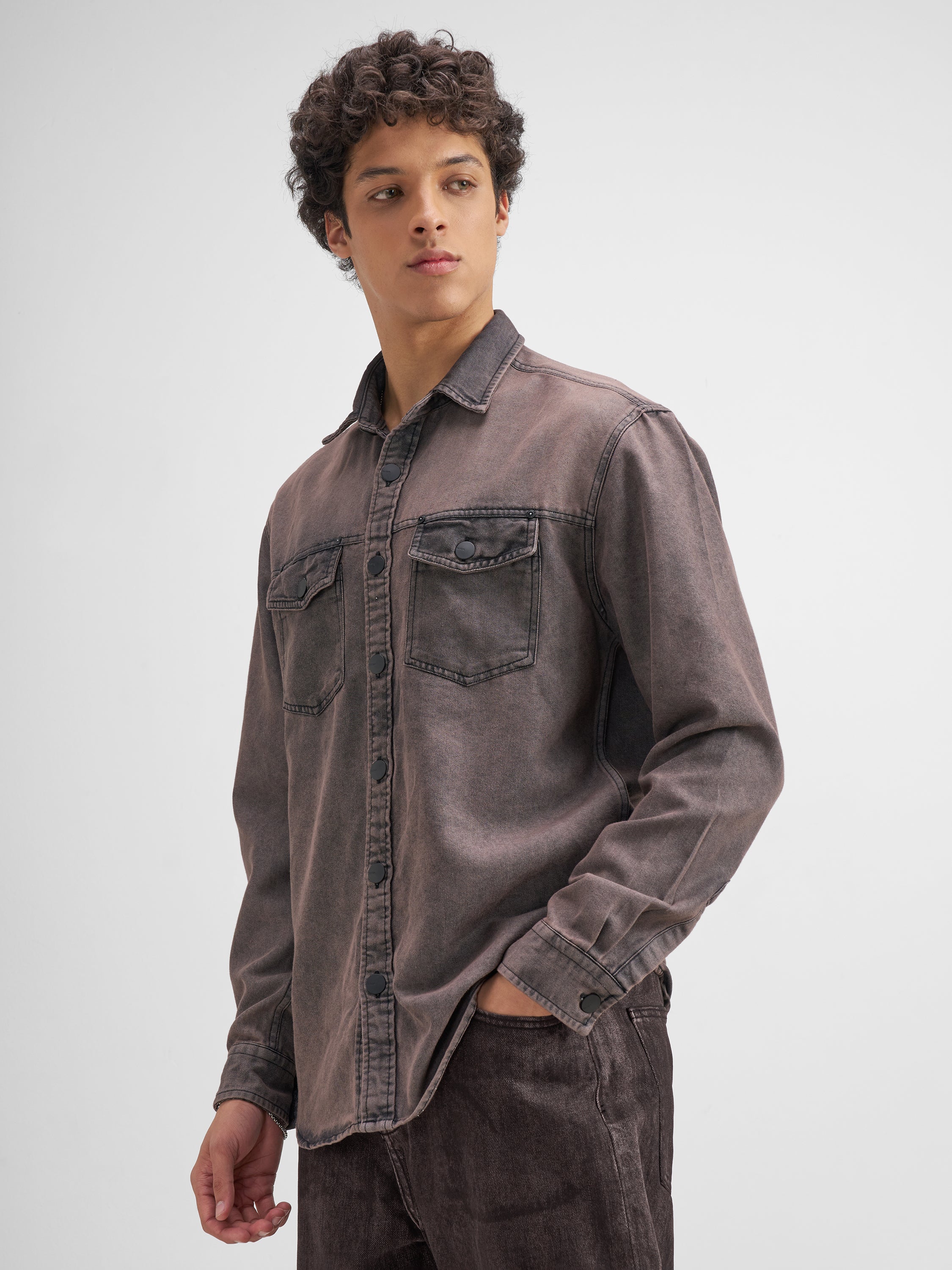 Highlander Men Purple Solid Relaxed Fit Casual Shirt - Purple - Image 4