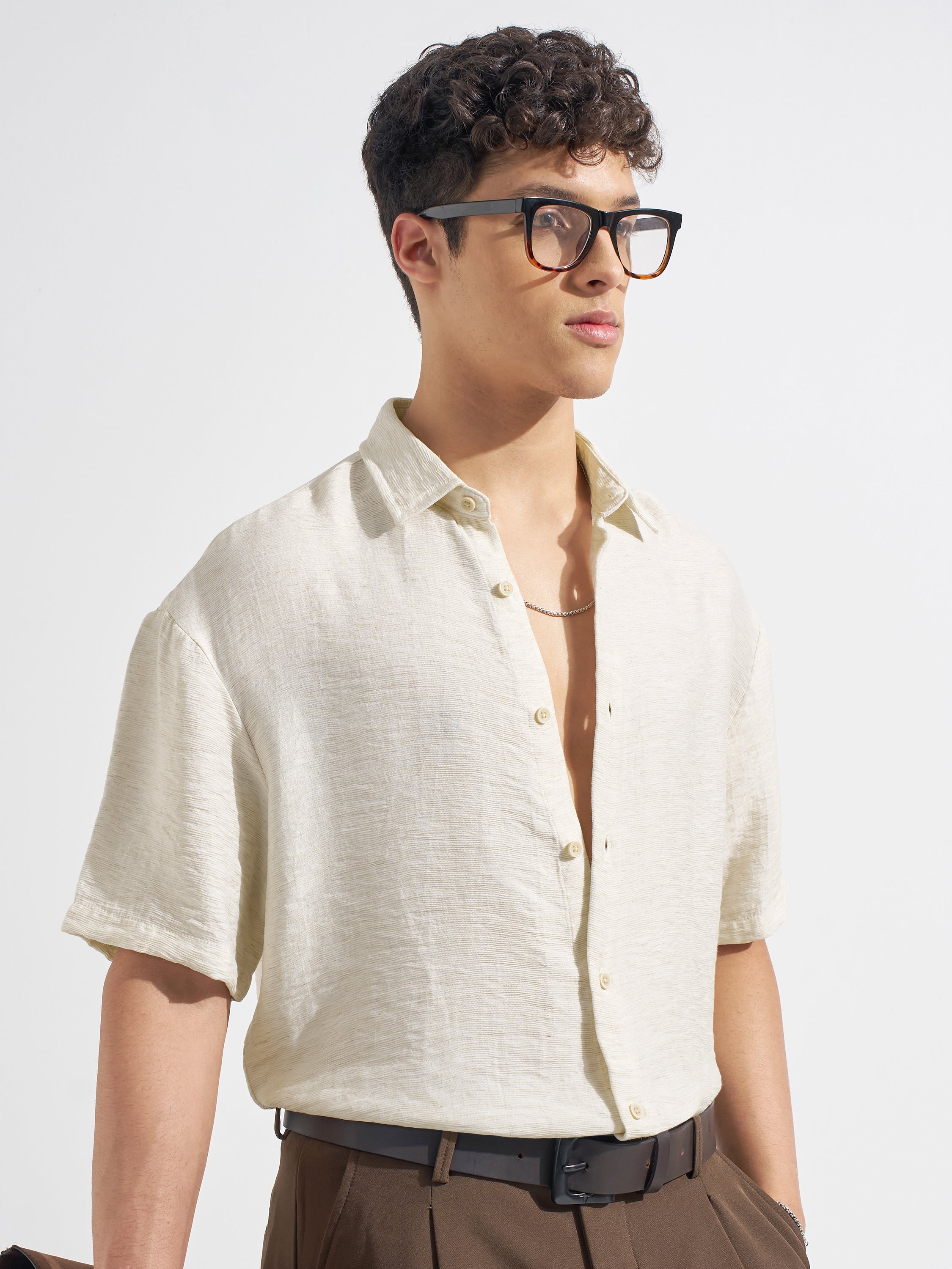 Highlander Men Cream Self Design Relaxed Fit Casual Shirt