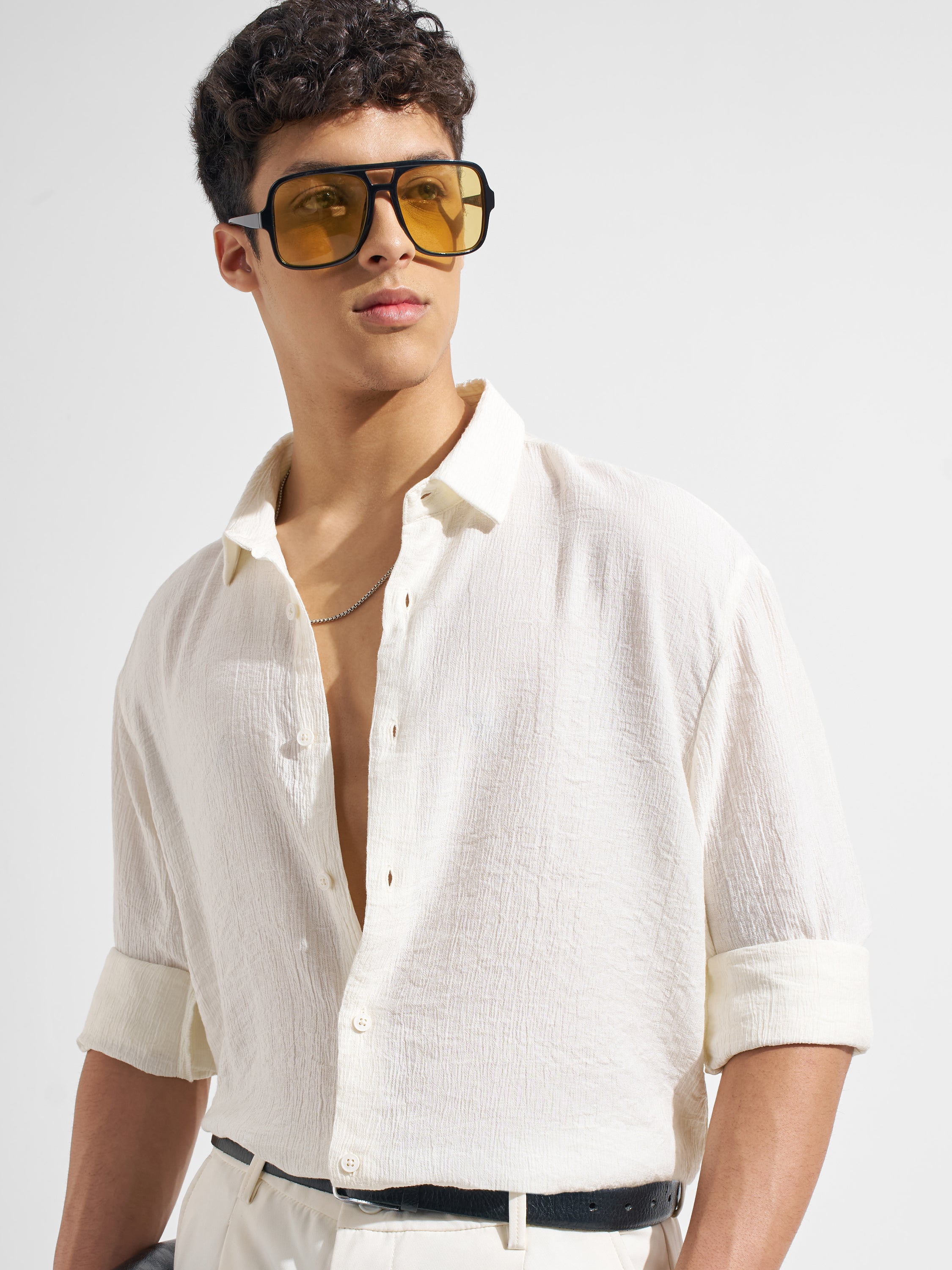 Highlander Men Off White Self Design Relaxed Fit Casual Shirt