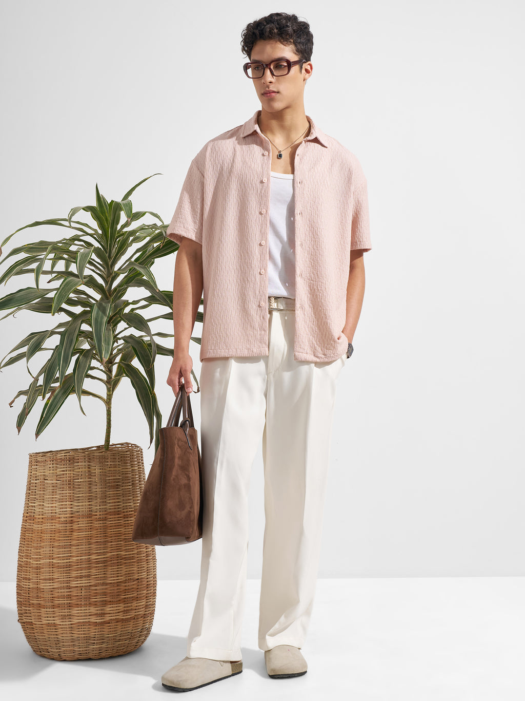 Highlander Men Pink Self Design Relaxed Fit Casual Shirt