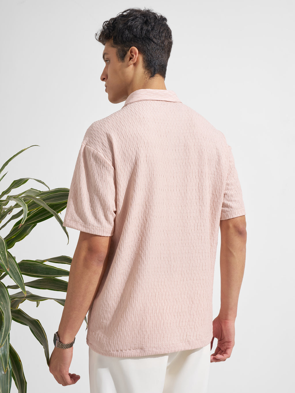 Highlander Men Pink Self Design Relaxed Fit Casual Shirt