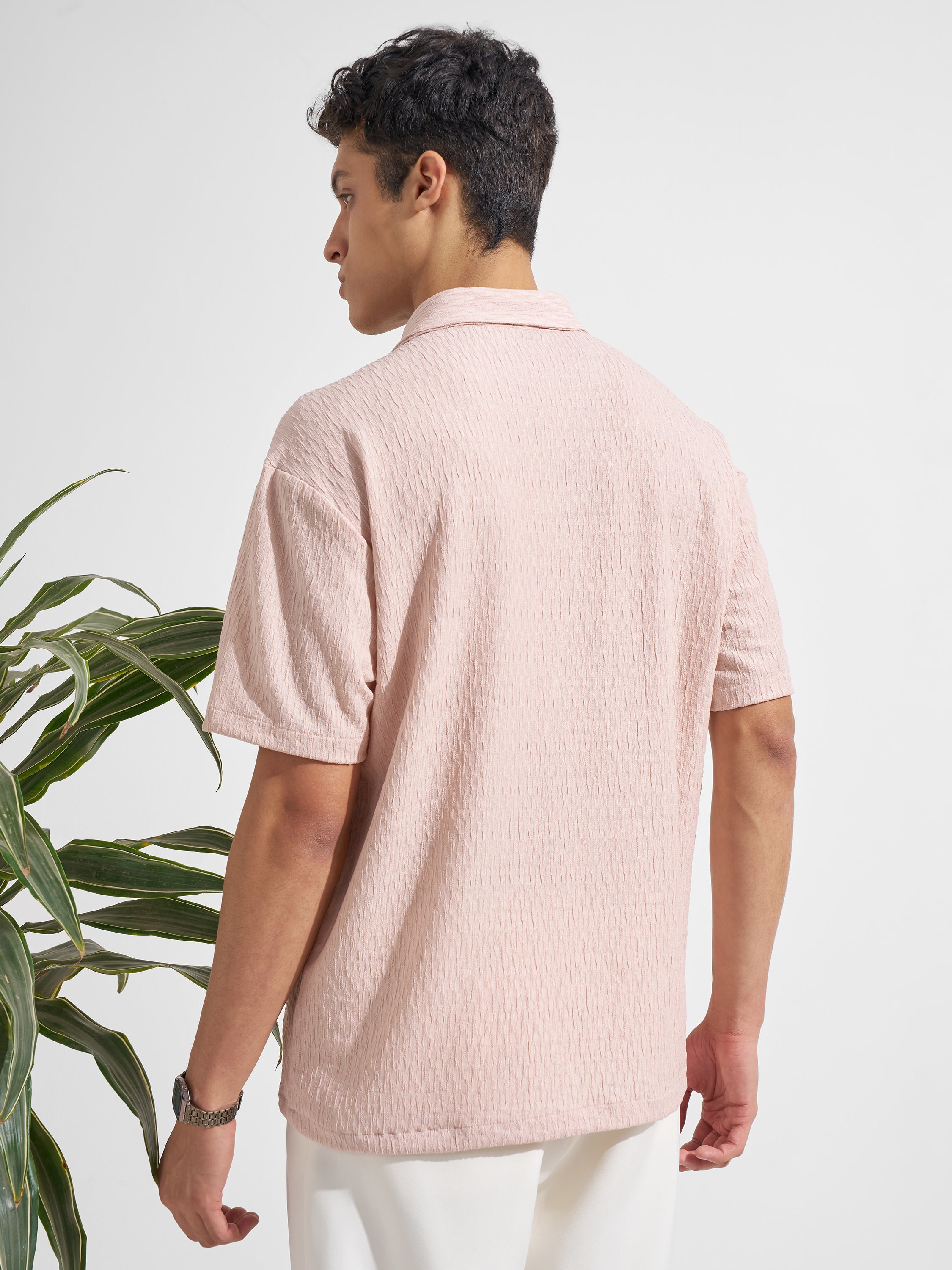 Highlander Men Pink Self Design Relaxed Fit Casual Shirt