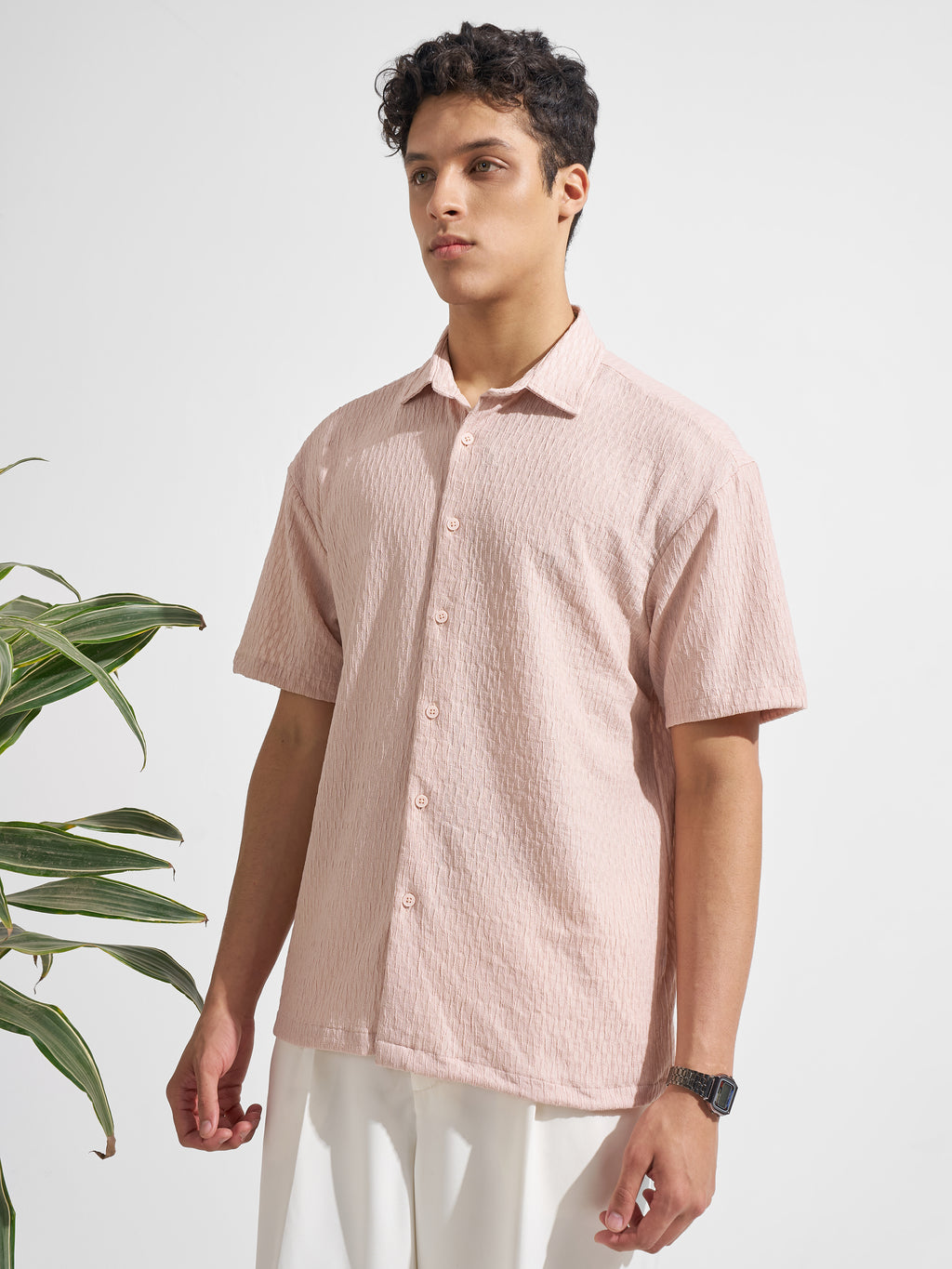 Highlander Men Pink Self Design Relaxed Fit Casual Shirt