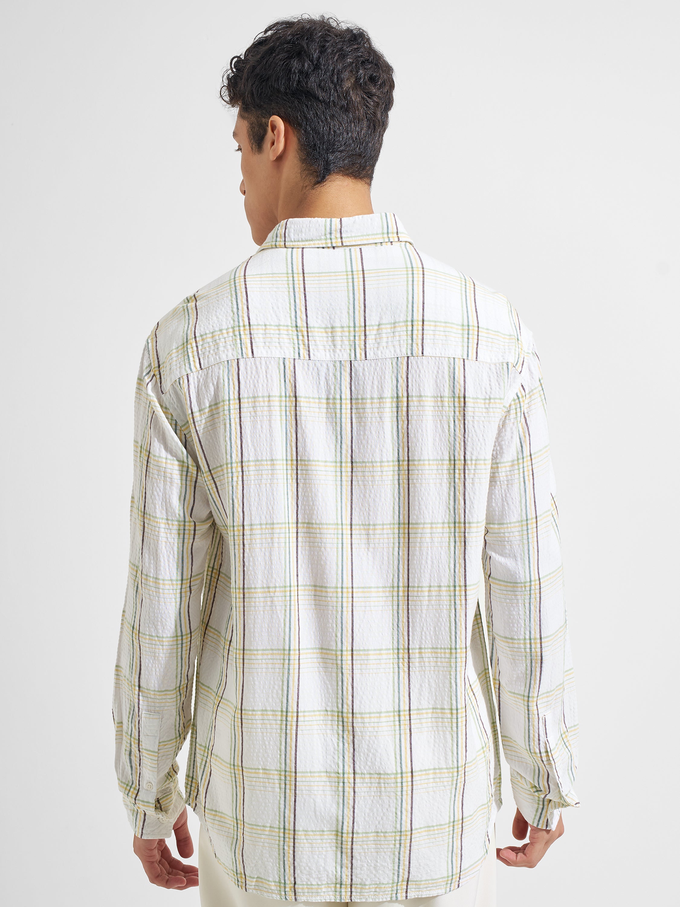 Highlander Men White Checked Relaxed Fit Casual Shirt