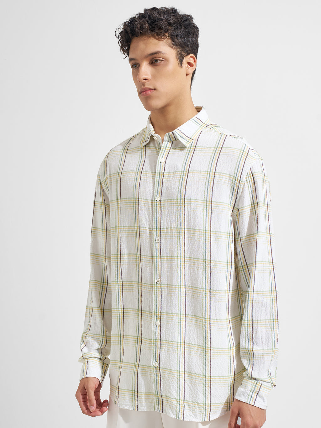 Highlander Men White Checked Relaxed Fit Casual Shirt
