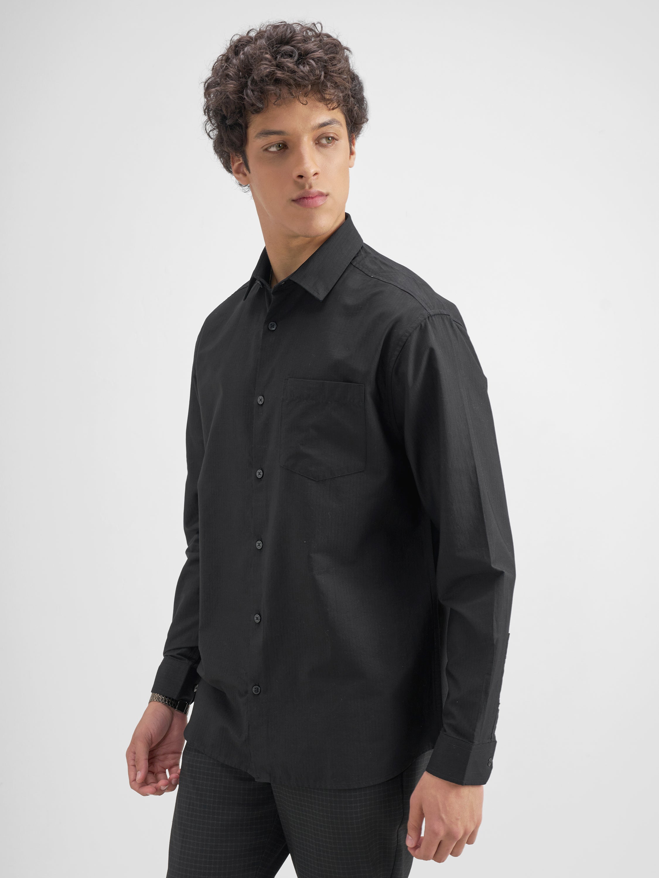 Highlander Men Black Solid Relaxed Fit Casual Shirt - Black - Image 4