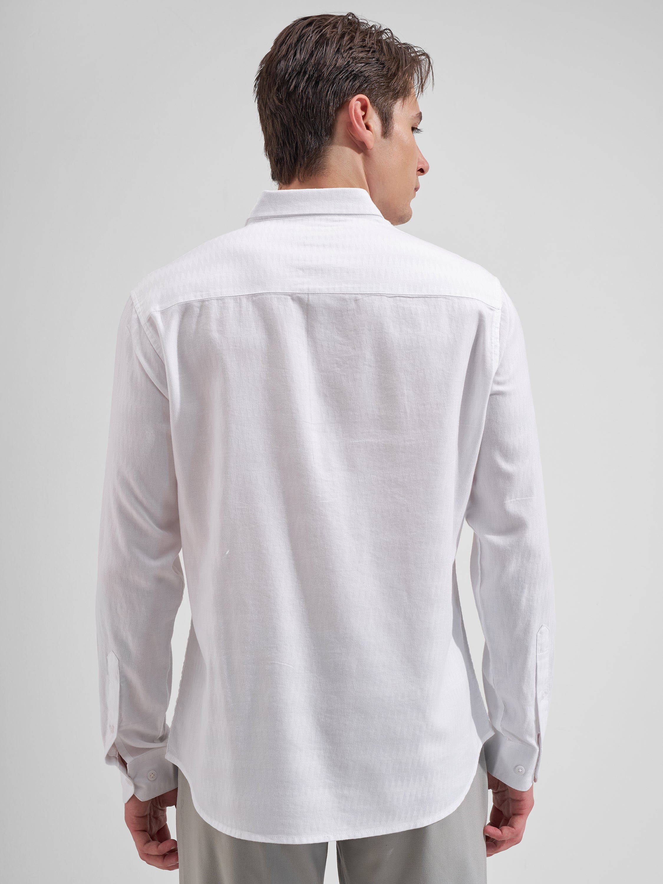 Highlander Men White Self Design Slim Fit Casual Shirt