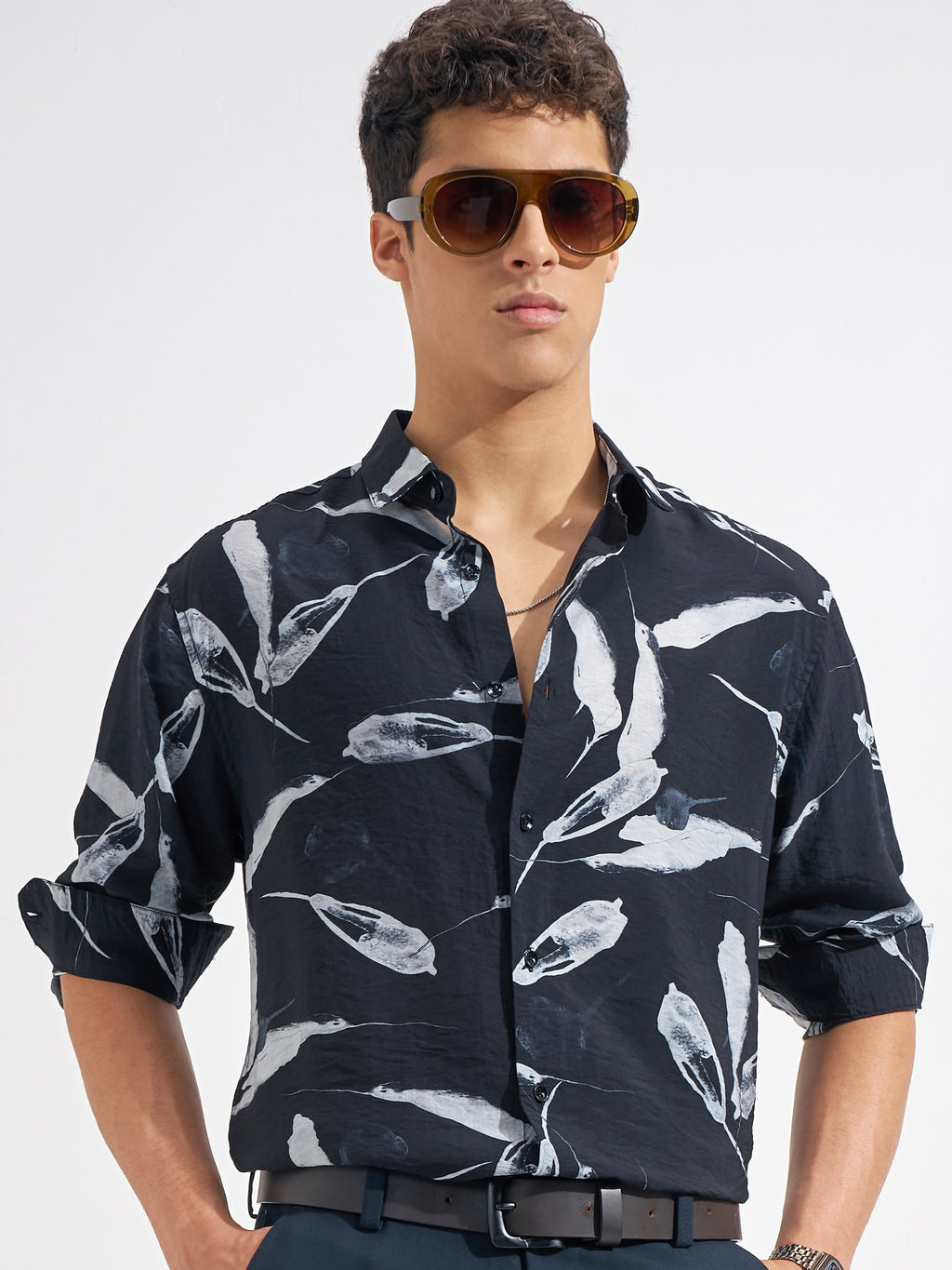 Highlander Men Navy Blue Printed Regular Fit Casual Shirt