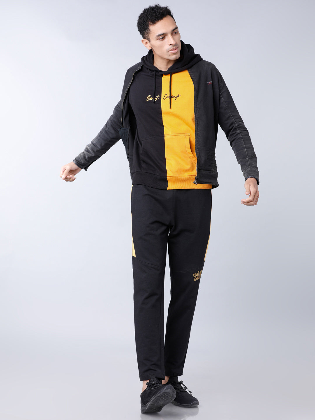 Highlander Men Black Hooded Pullover Sweatshirt - Black - Image 5