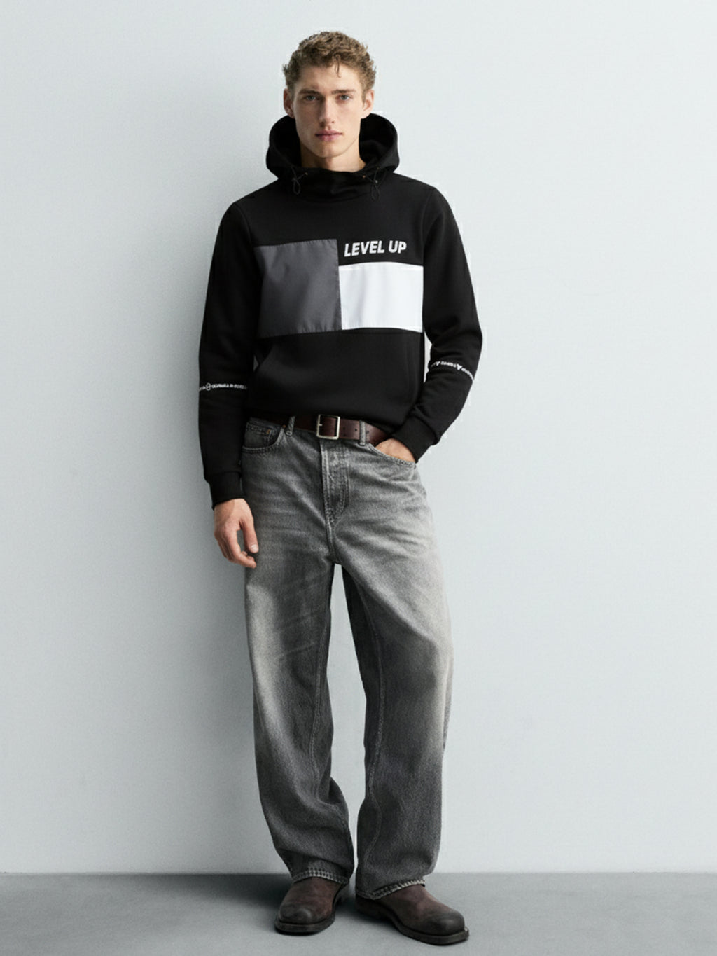 Highlander Men Black Hooded Pullover Sweatshirt - Black - Image 2
