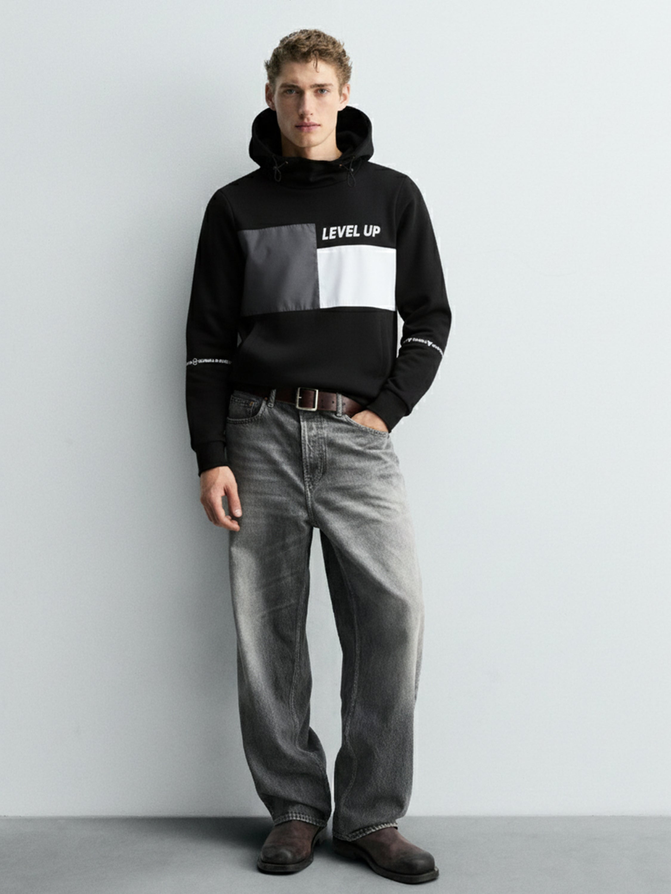 Highlander Men Black Hooded Pullover Sweatshirt - Black - Image 2