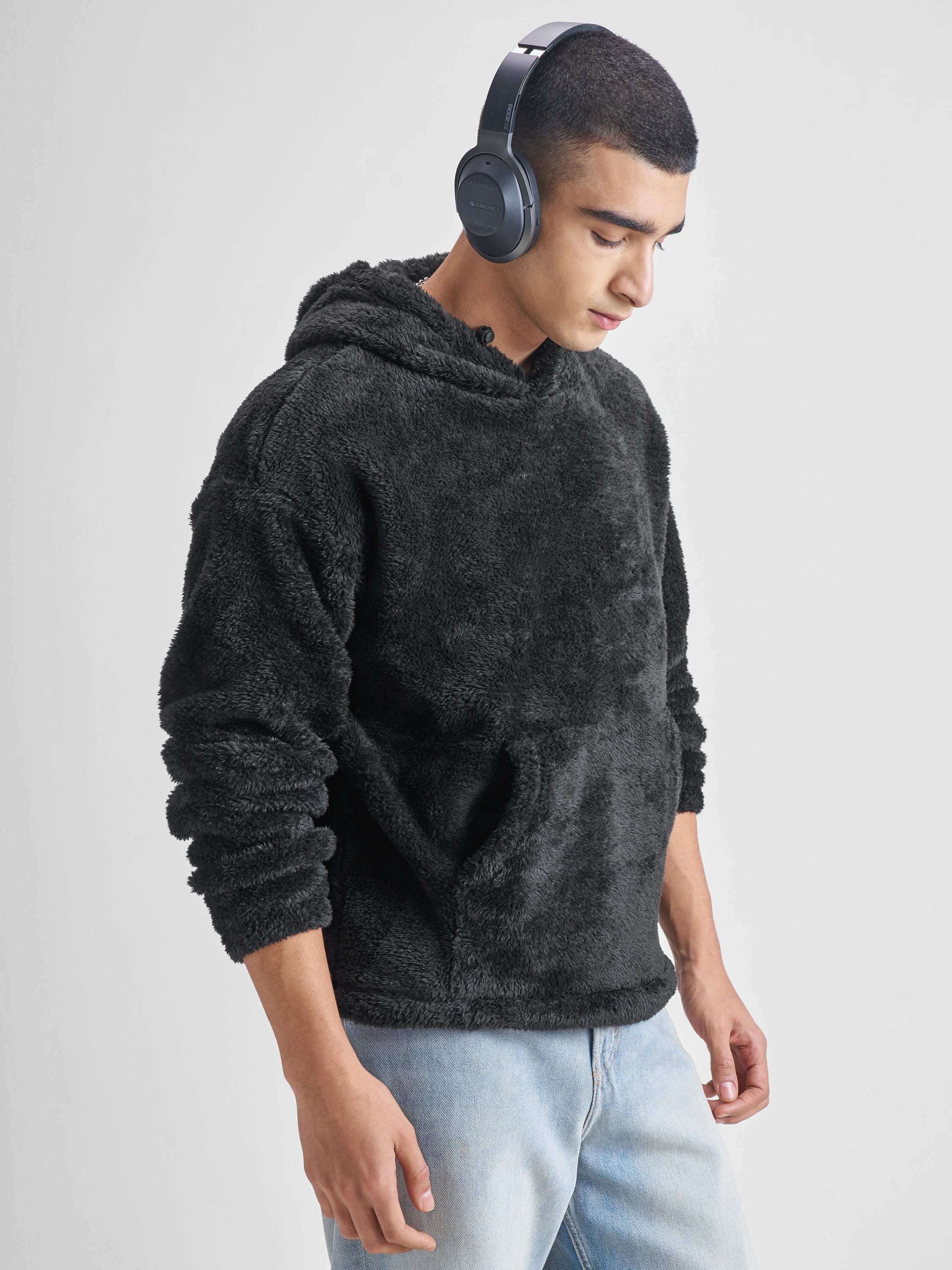 Highlander Men Black Hooded Pullover Sweatshirt - Black - Image 6