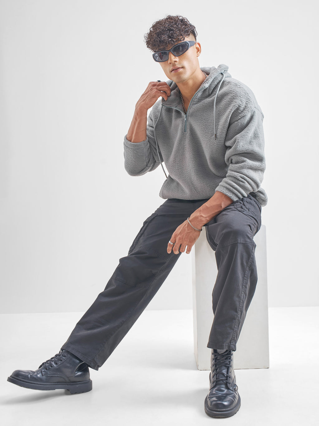 Highlander Men Grey Hooded Pullover Sweatshirt - Grey - Image 2