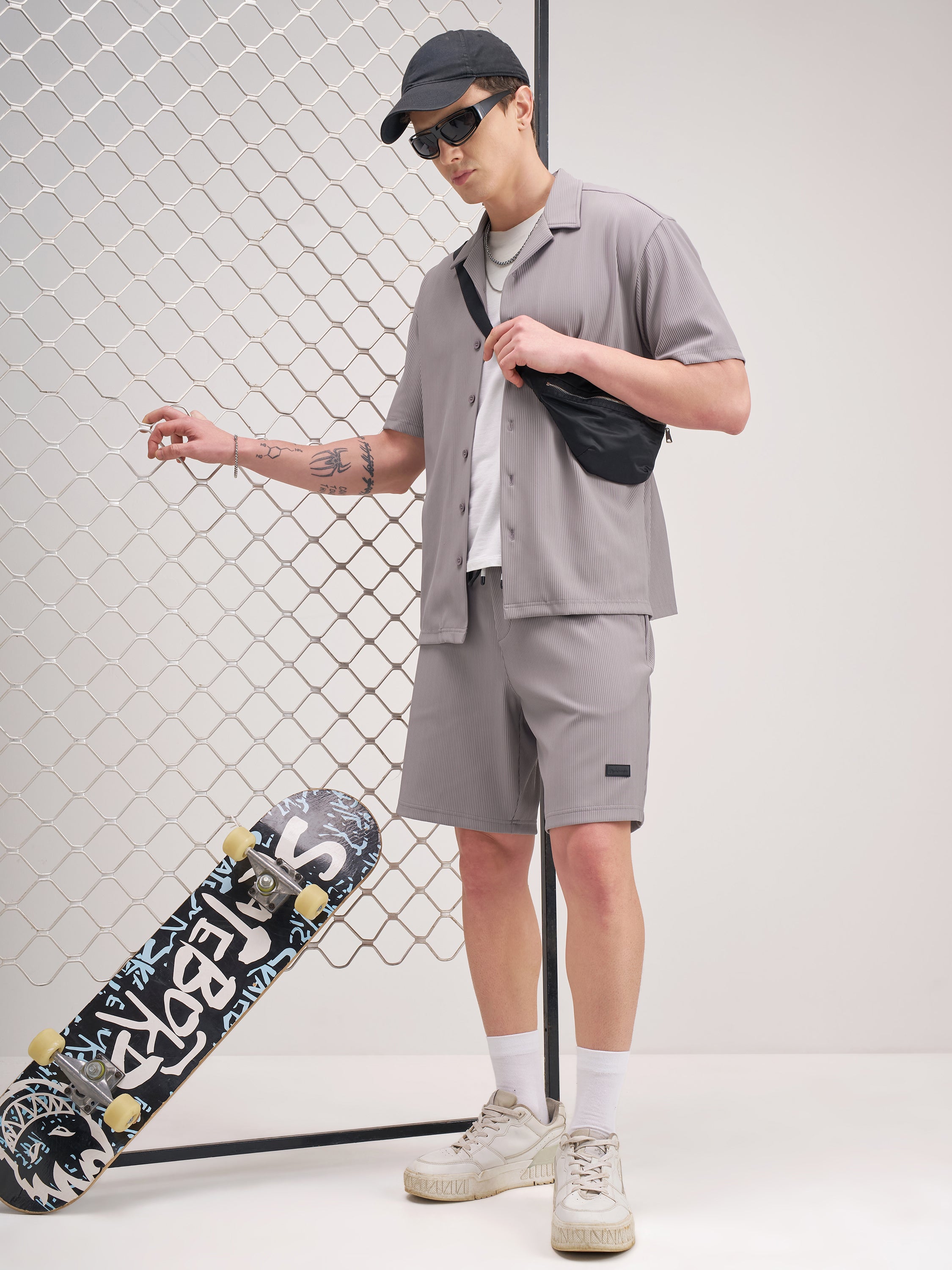 Highlander Men Grey Regular Fit Shorts - Grey - Image 2