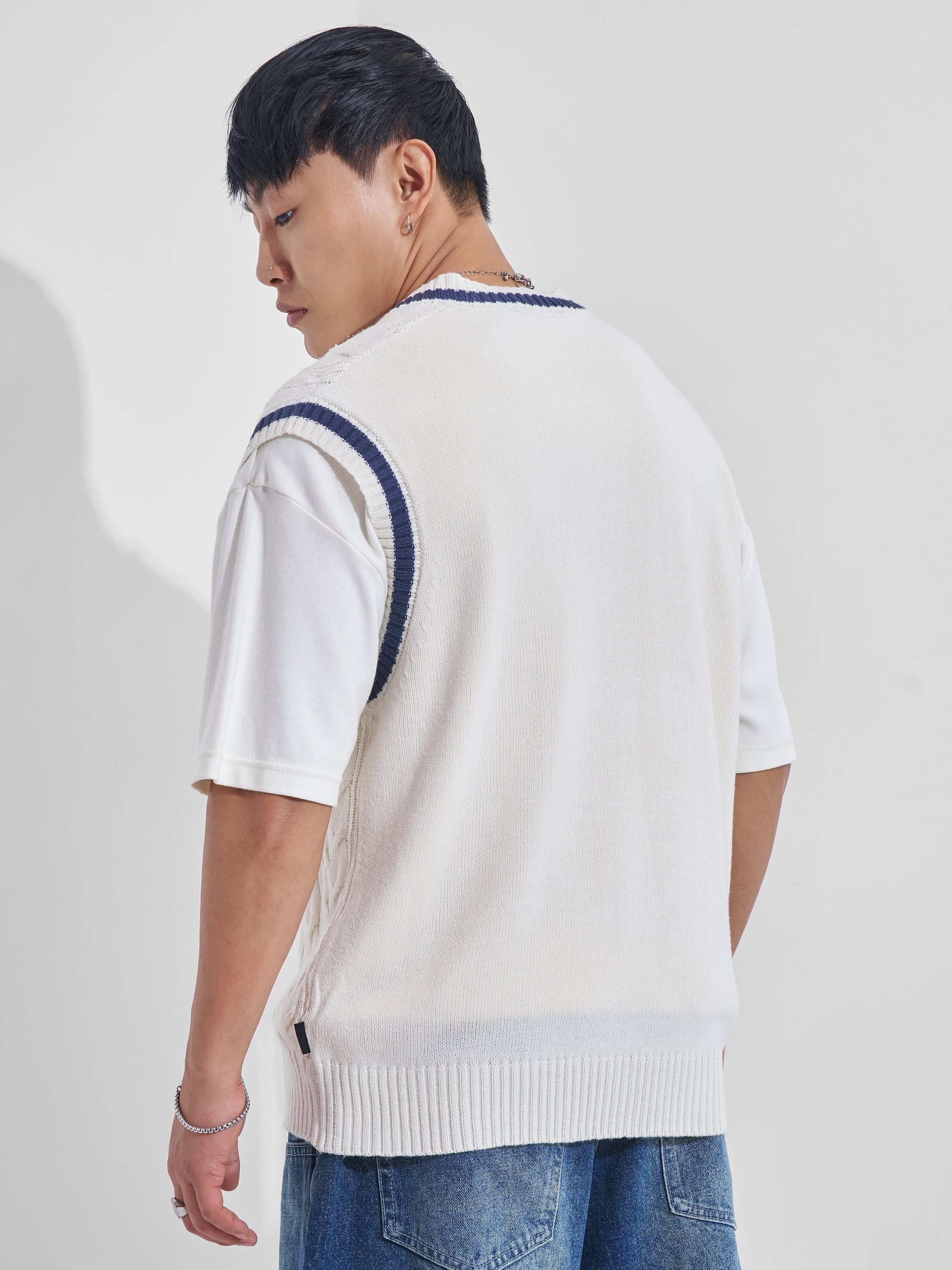 Highlander Men White V-Neck Pullover Sweater - White - Image 3
