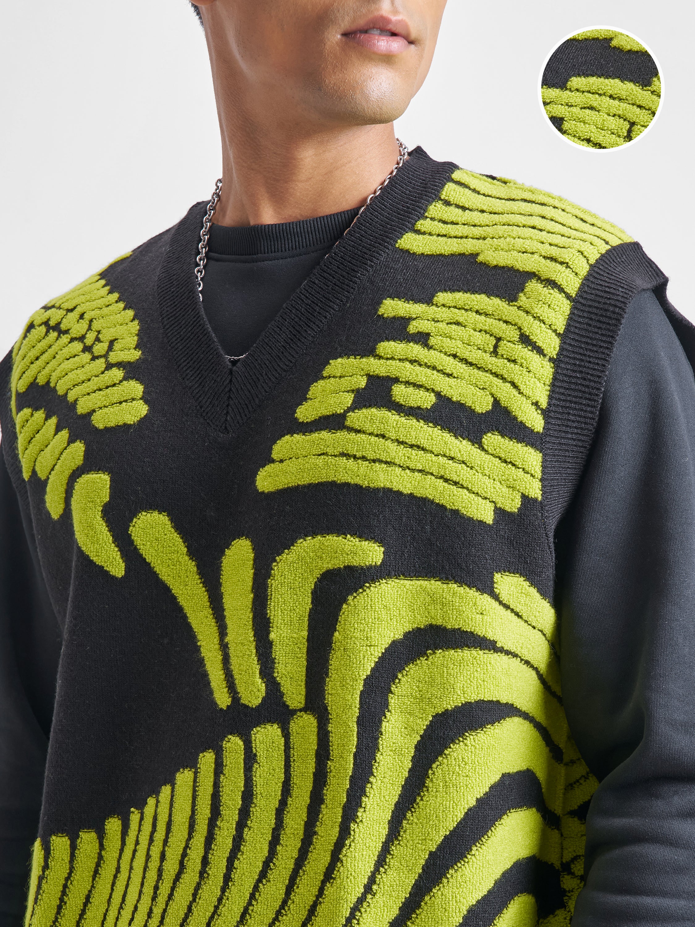 Highlander Men Black V-Neck Pullover Sweater - Black - Image 5
