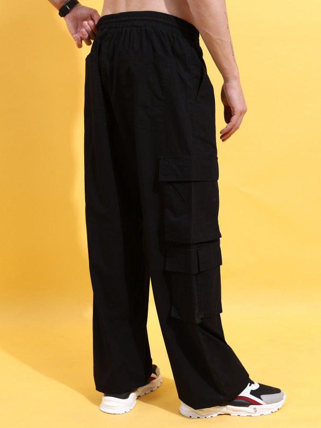 Highlander Men Black Loose Fit Solid Cargo - Black - Image 3