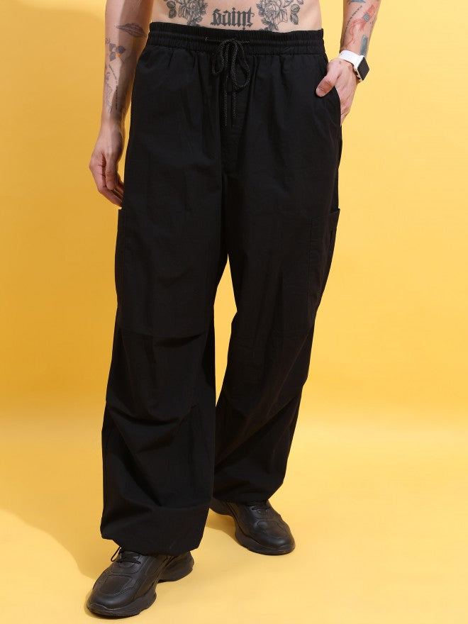 Highlander Men Black Loose Fit Solid Cargo - Black - Image 6