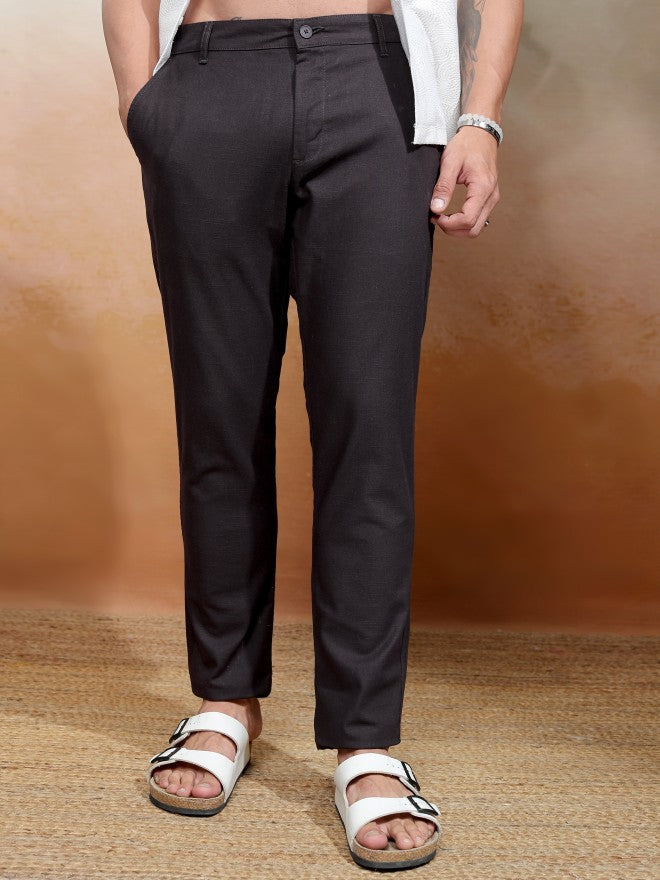 Highlander Men Black Slim Fit Solid Chinos - Black - Image 1