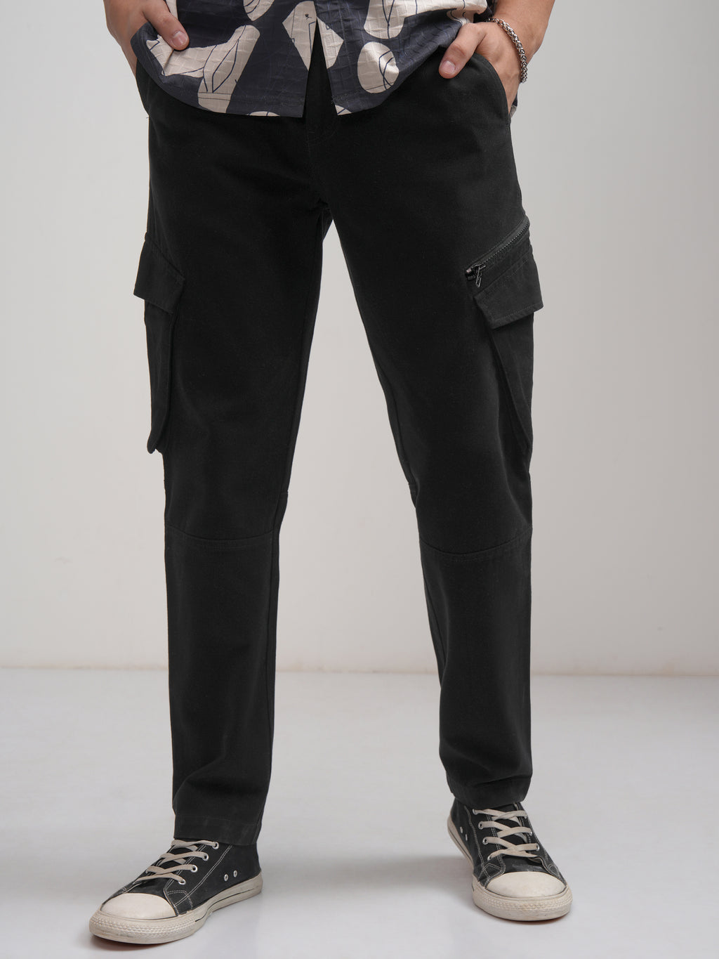 Highlander Men Black Slim Fit Solid Cargos - Black - Image 1