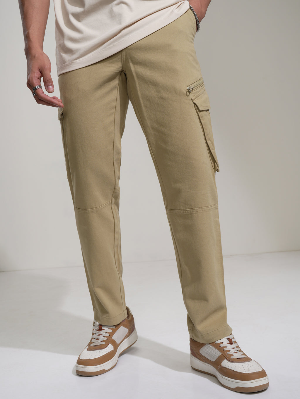 Highlander Men Brown Slim Fit Solid Cargo - Brown - Image 1