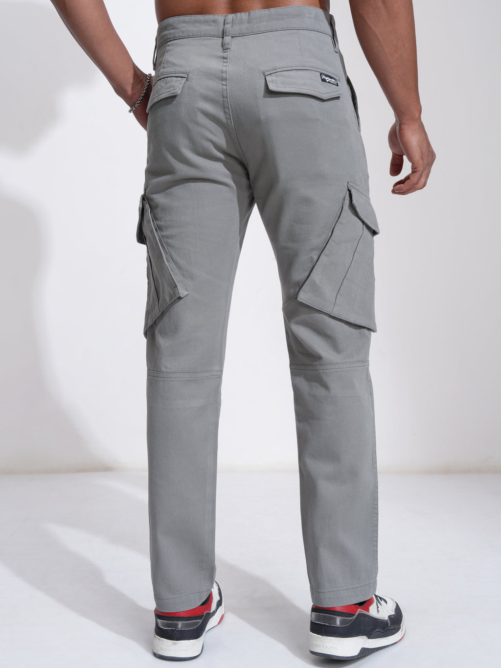 Highlander Men Grey Slim Fit Solid Cargos - Grey - Image 3