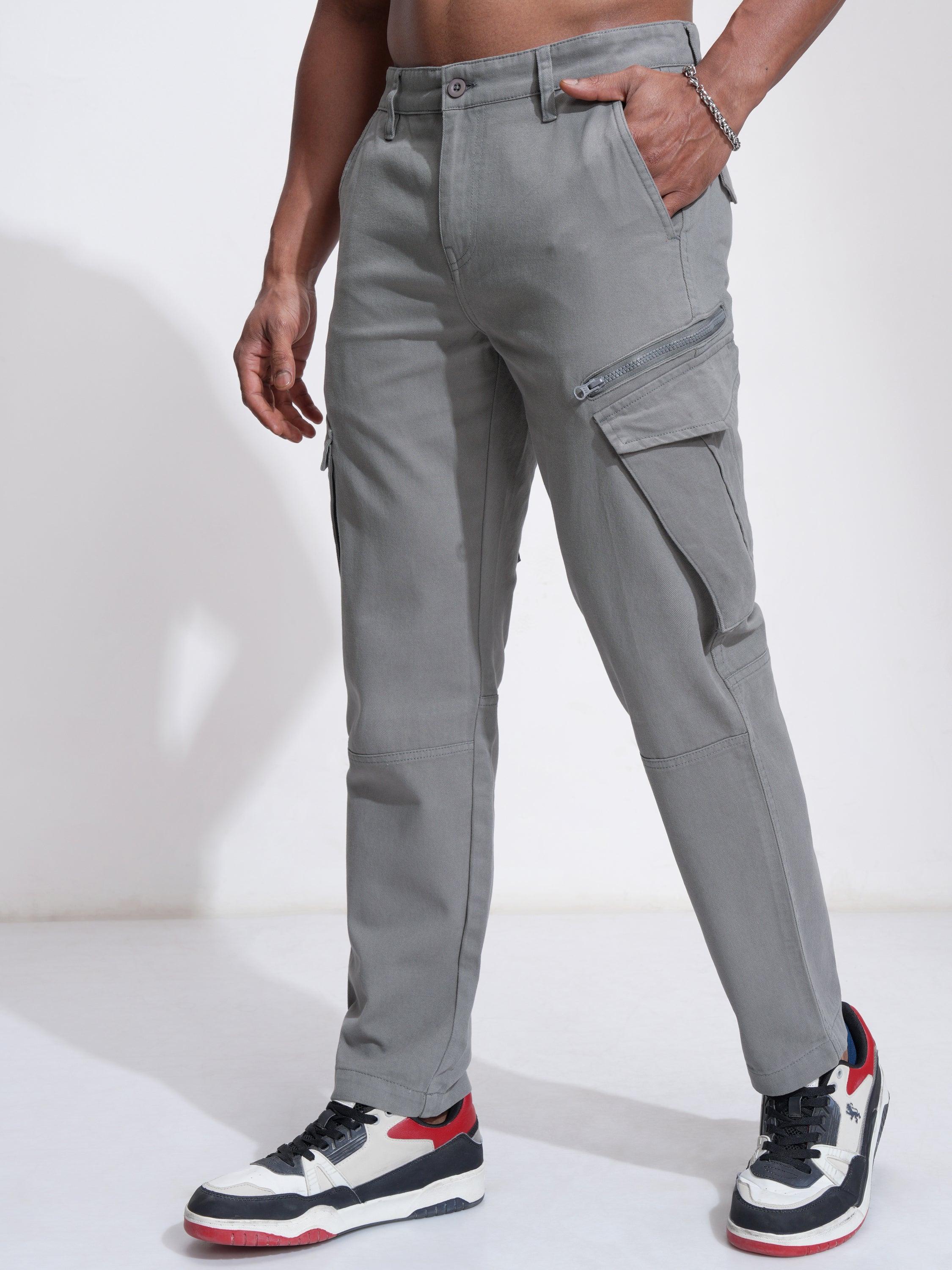 Highlander Men Grey Slim Fit Solid Cargos - Grey - Image 4