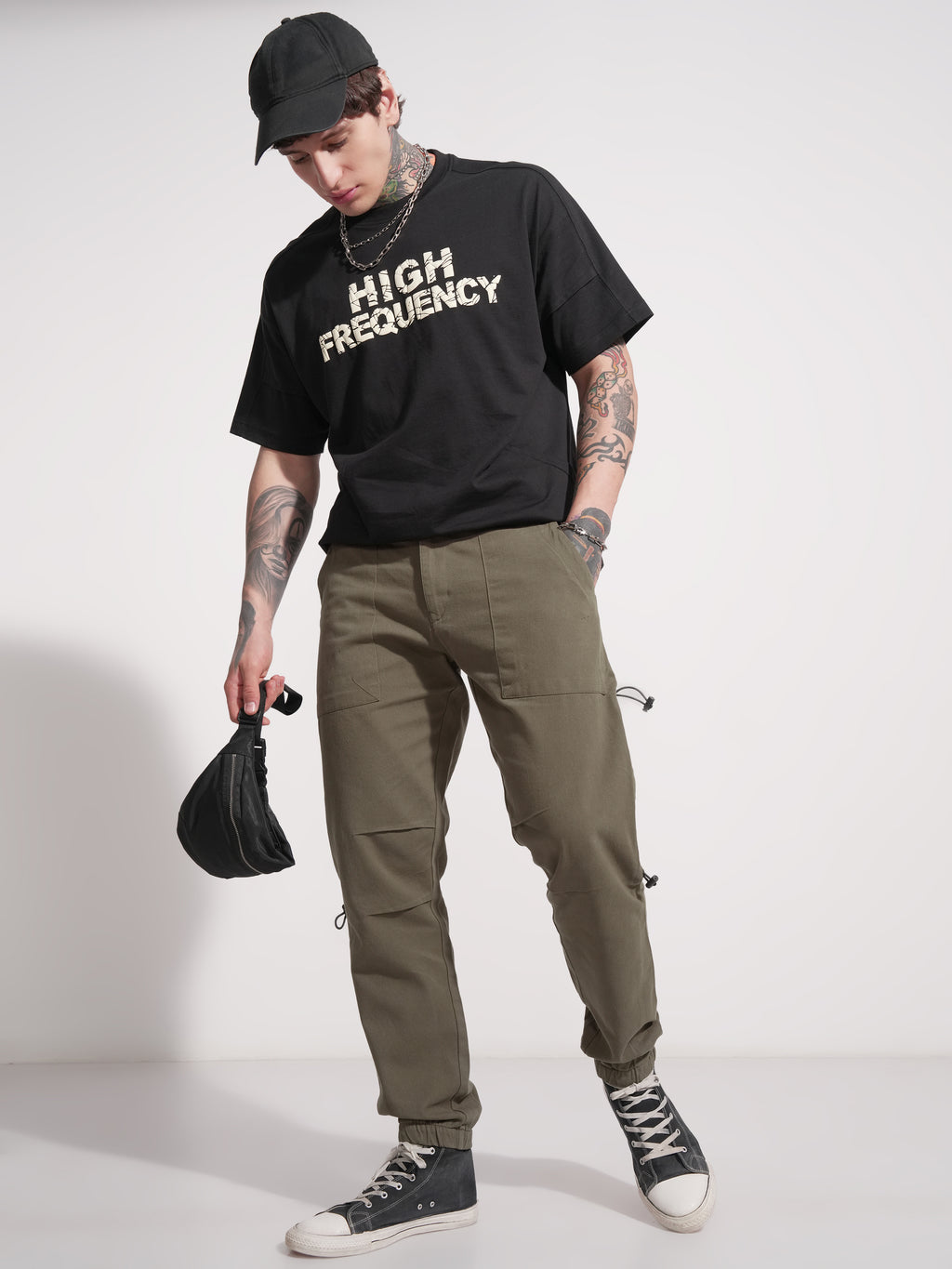 Highlander Men Green Relaxed Fit Solid Casual Trouser - Green - Image 2