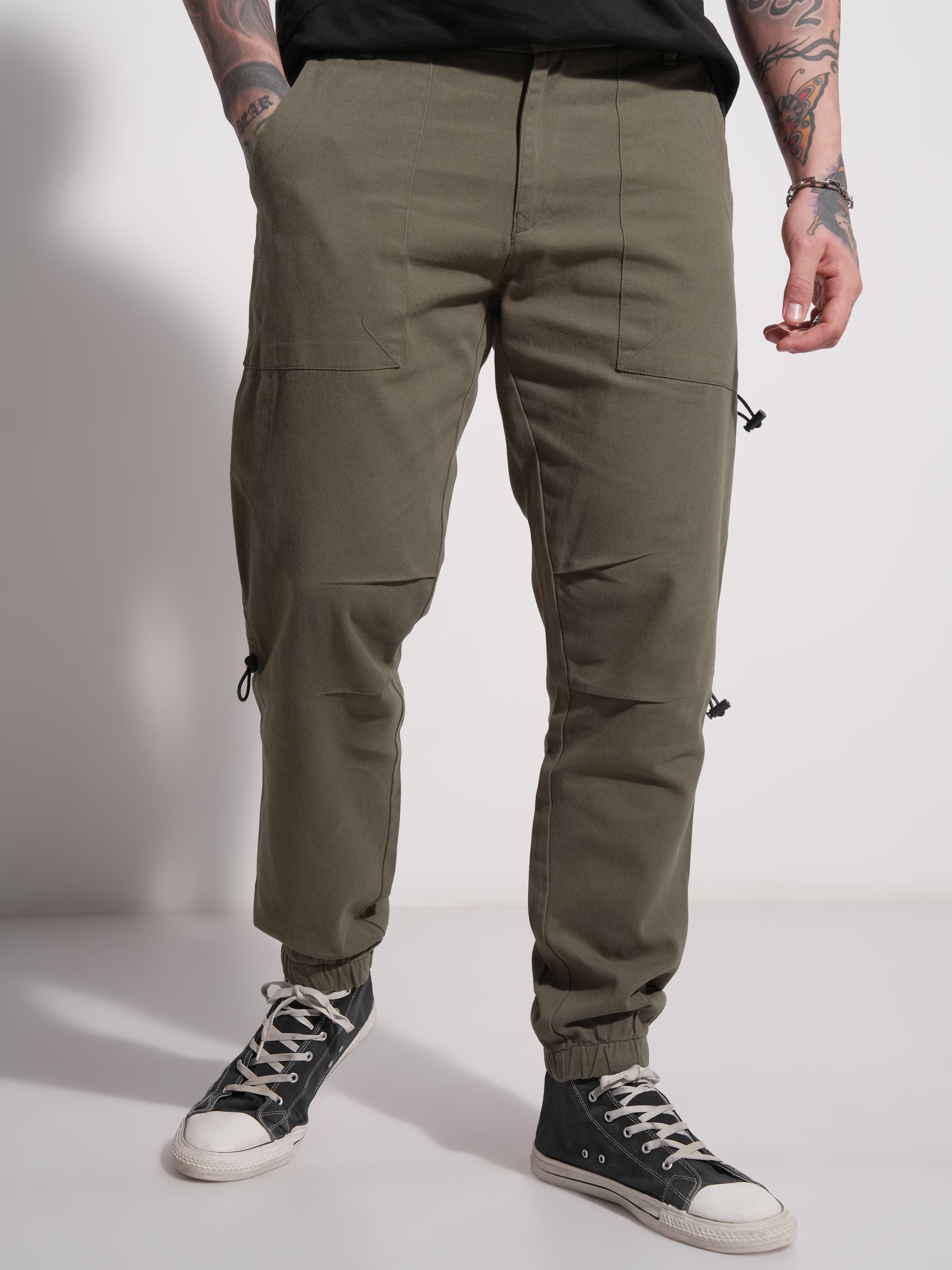 Highlander Men Green Relaxed Fit Solid Casual Trouser - Green - Image 7