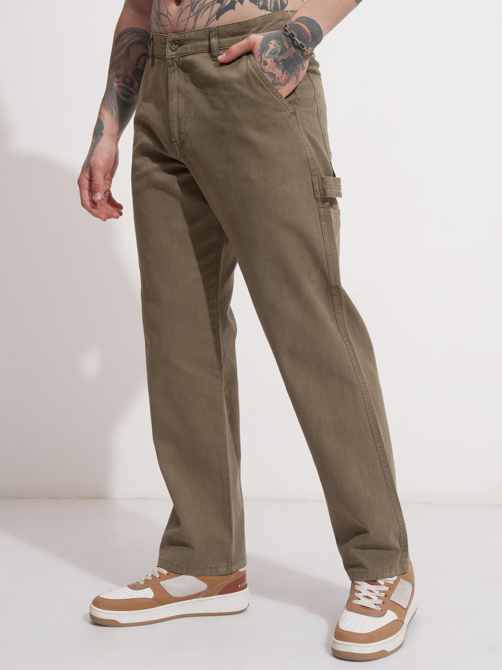 Highlander Men Green Straight Fit Solid Casual Trouser - Green - Image 4