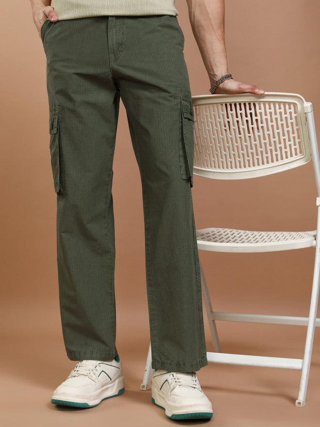 Highlander Men Green Straight Fit Solid Cargo - Green - Image 1