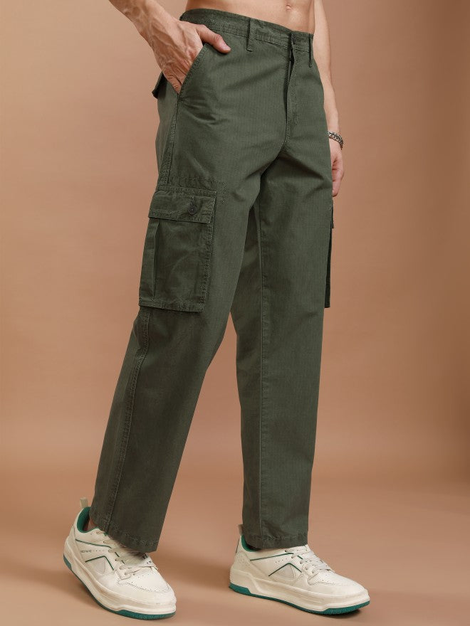 Highlander Men Green Straight Fit Solid Cargo - Green - Image 6