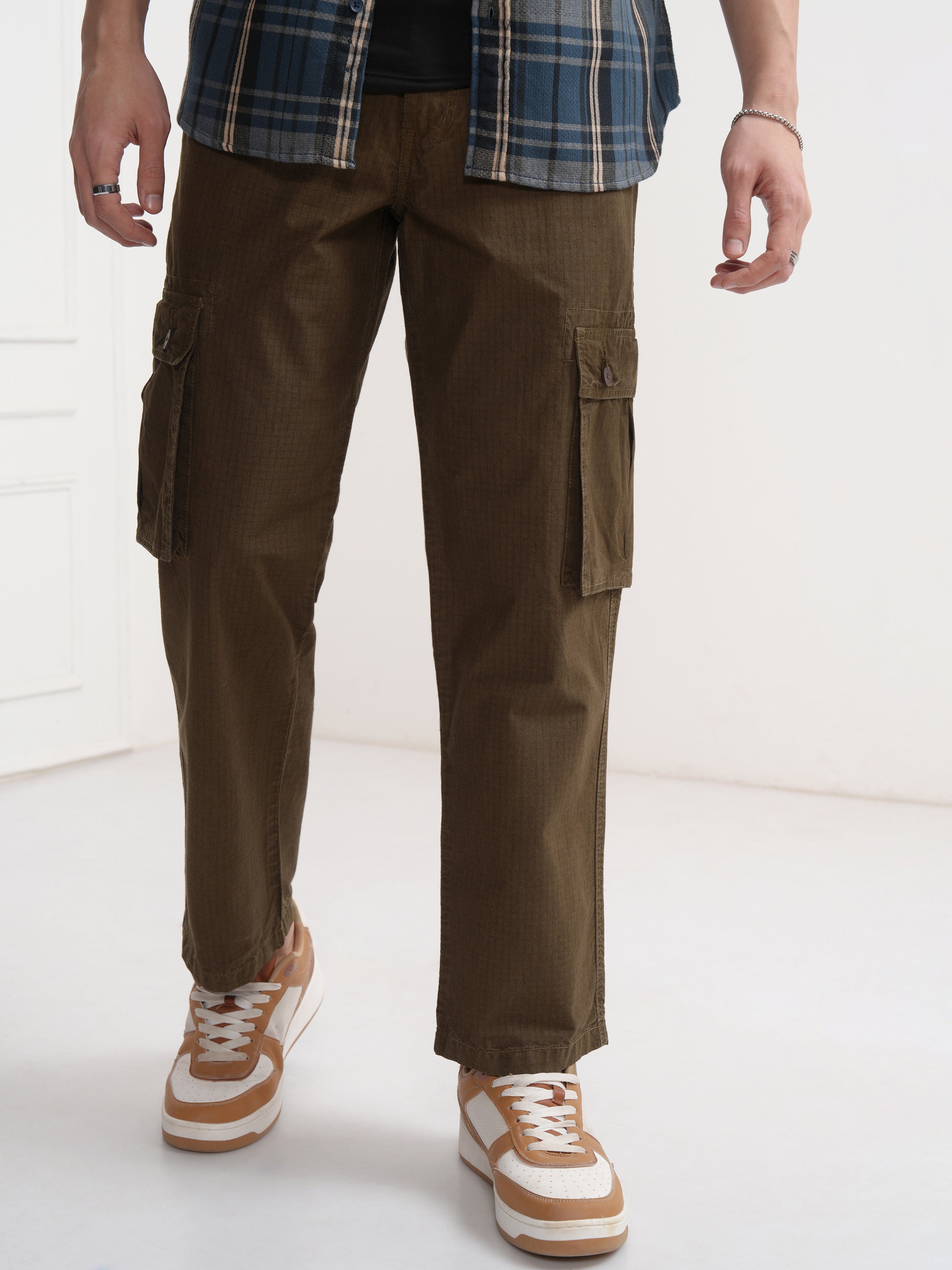 Highlander Men Brown Solid Straight Fit Cargos - Brown - Image 1
