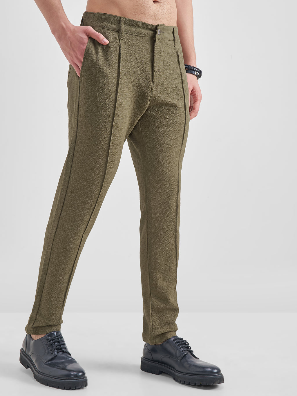 Highlander Men Green Relaxed Fit Solid Regular Trouser - Green - Image 6