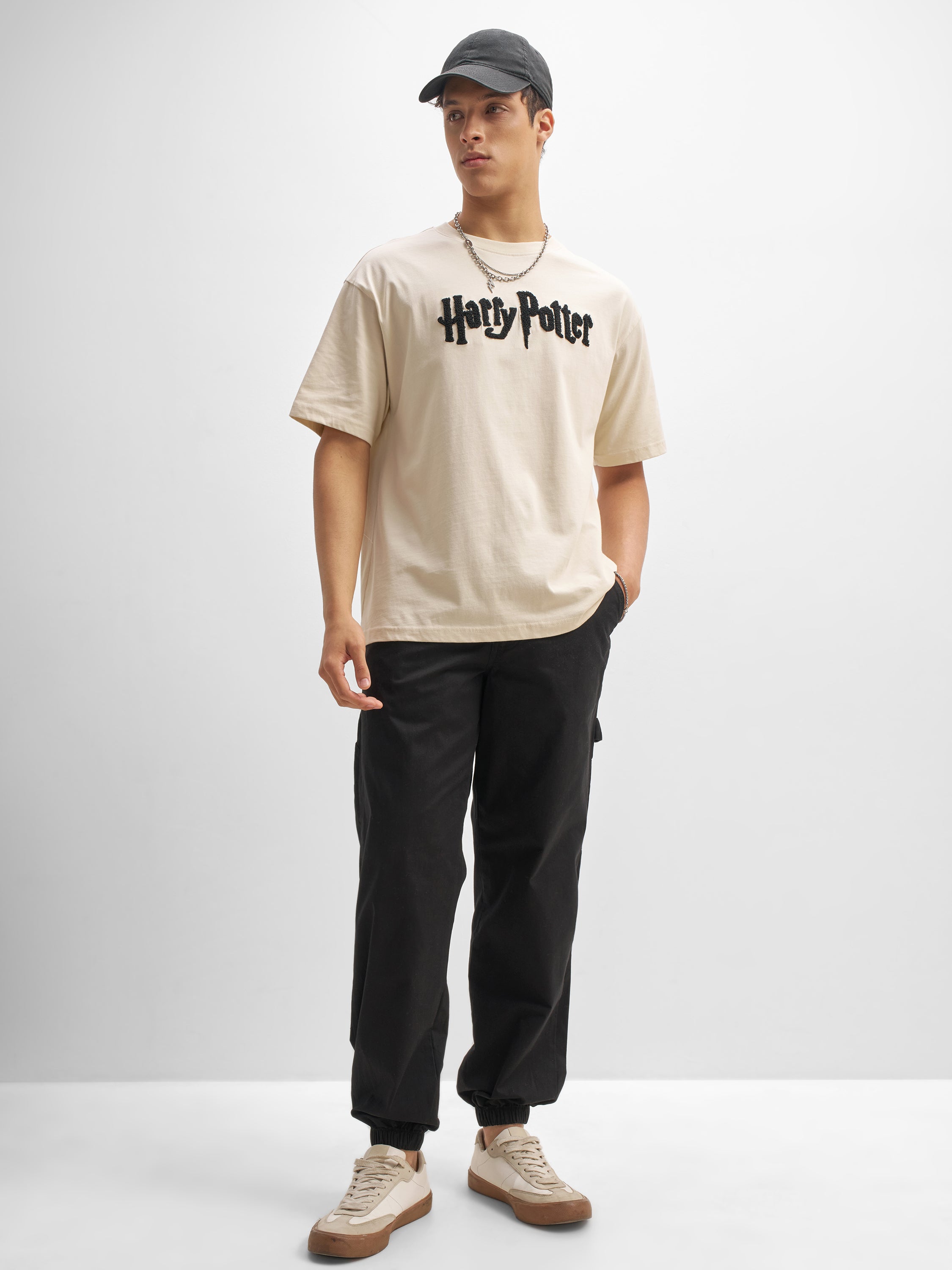 Highlander Men Black Relaxed Fit Solid Cargos - Black - Image 2