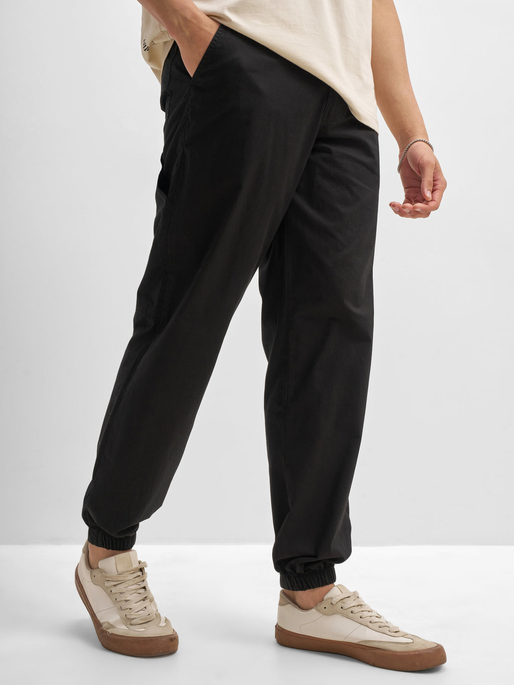 Highlander Men Black Relaxed Fit Solid Cargos - Black - Image 6