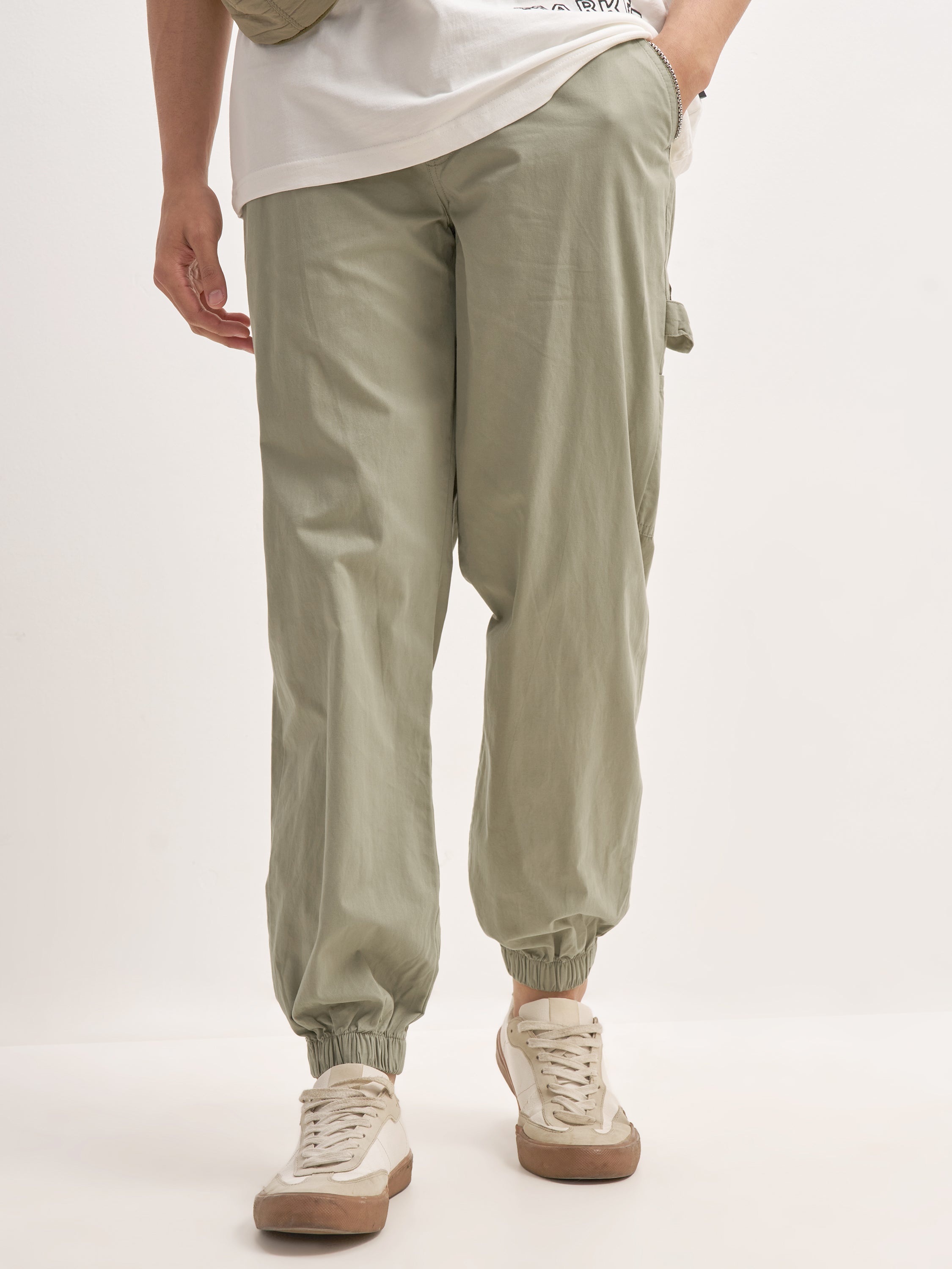 Highlander Men Olive Relaxed Fit Solid Cargos - Olive - Image 1