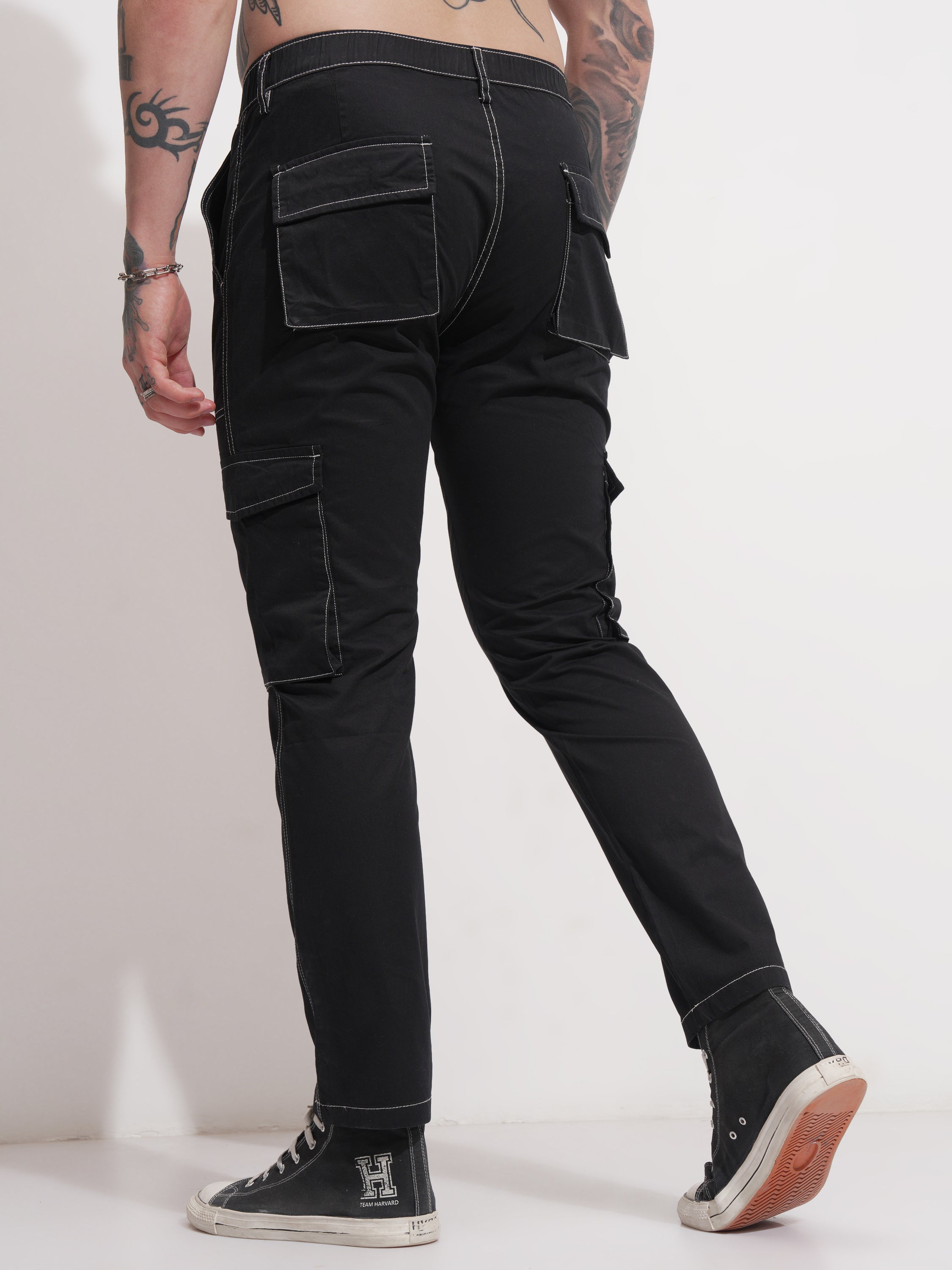 Highlander Men Black Straight Fit Solid Cargo - Black - Image 3