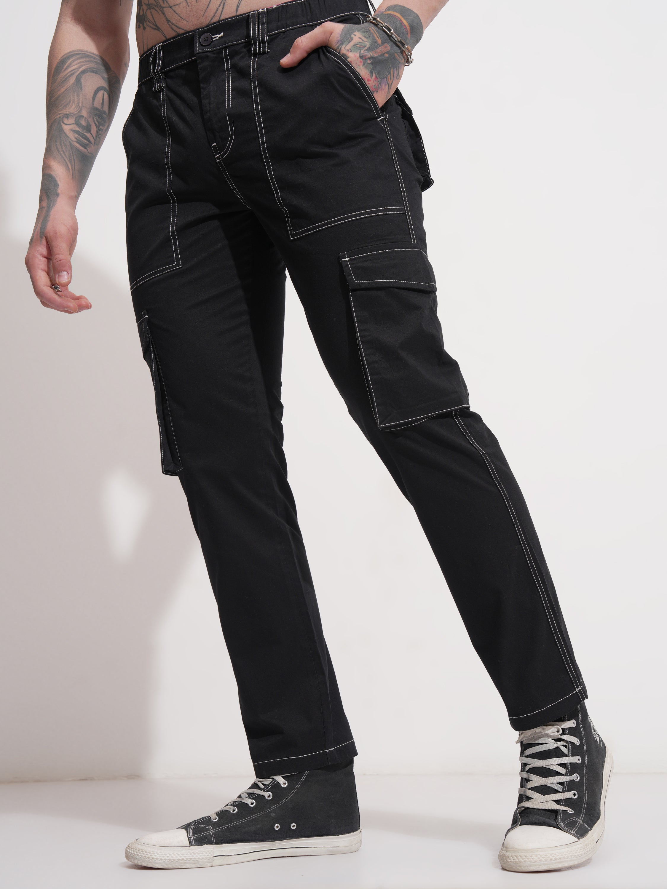 Highlander Men Black Straight Fit Solid Cargo - Black - Image 4