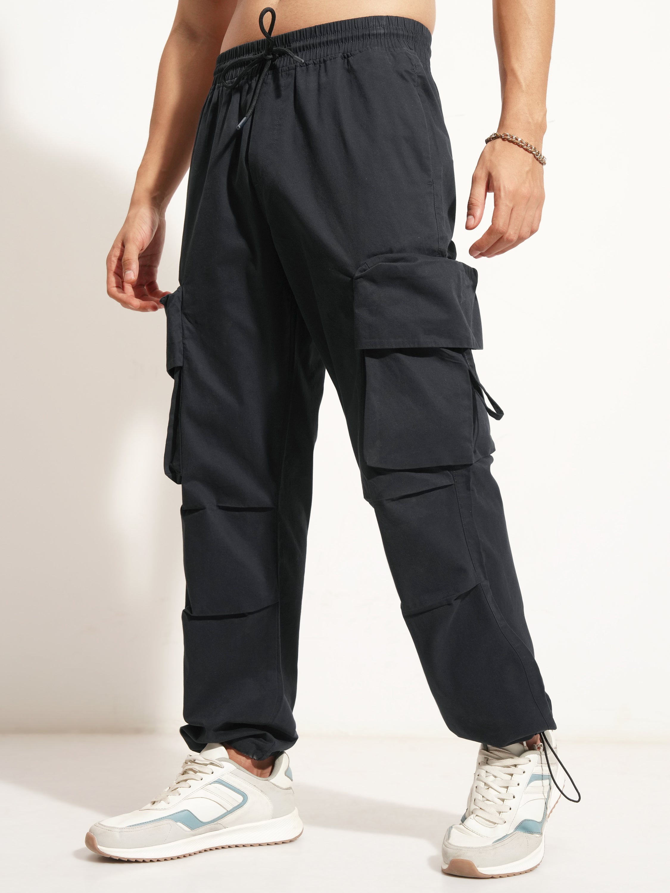 Highlander Men Blue Straight Fit Solid Cargo - Blue - Image 4