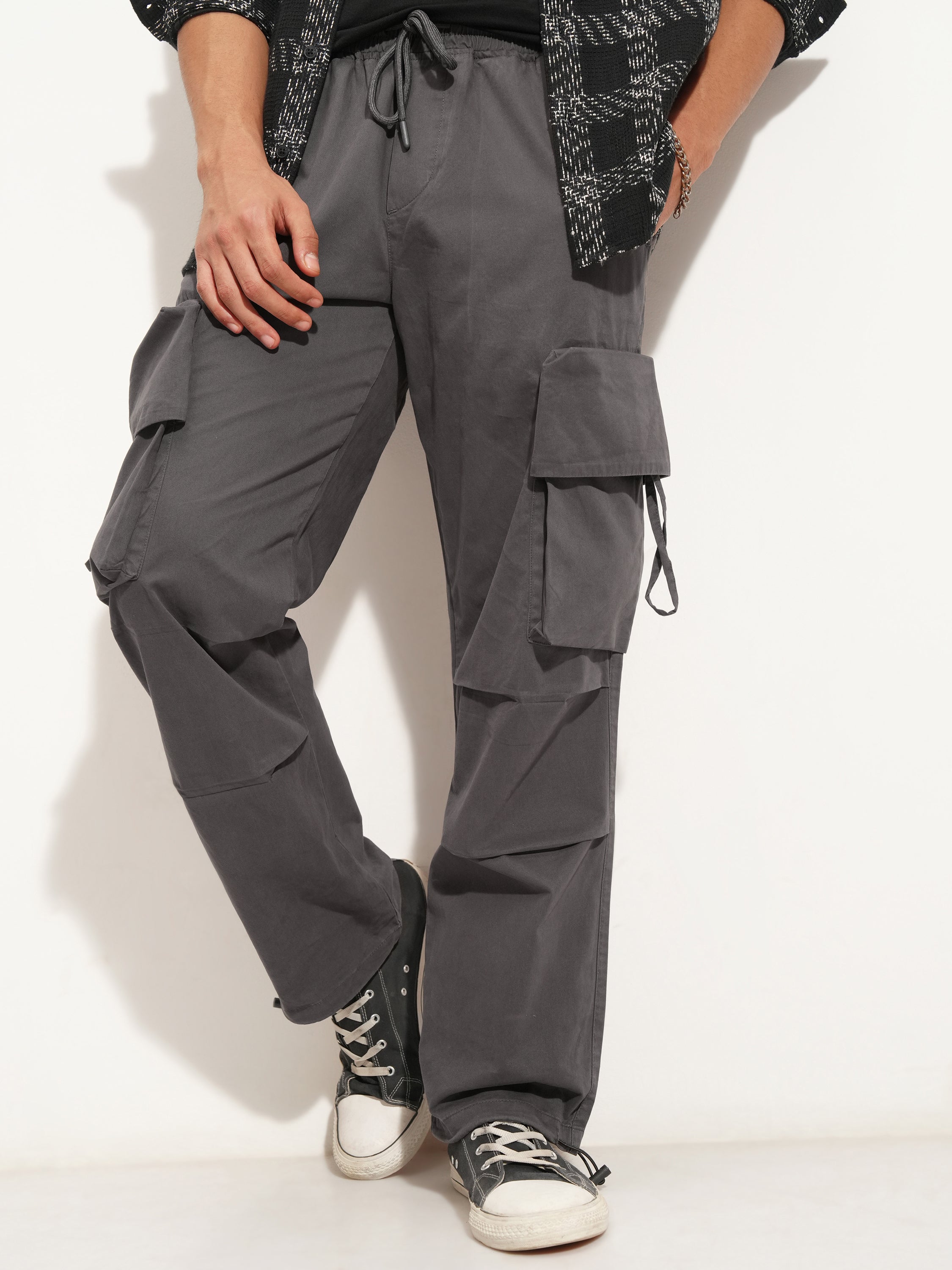 Highlander Men Grey Straight Fit Solid Cargo - Grey - Image 1