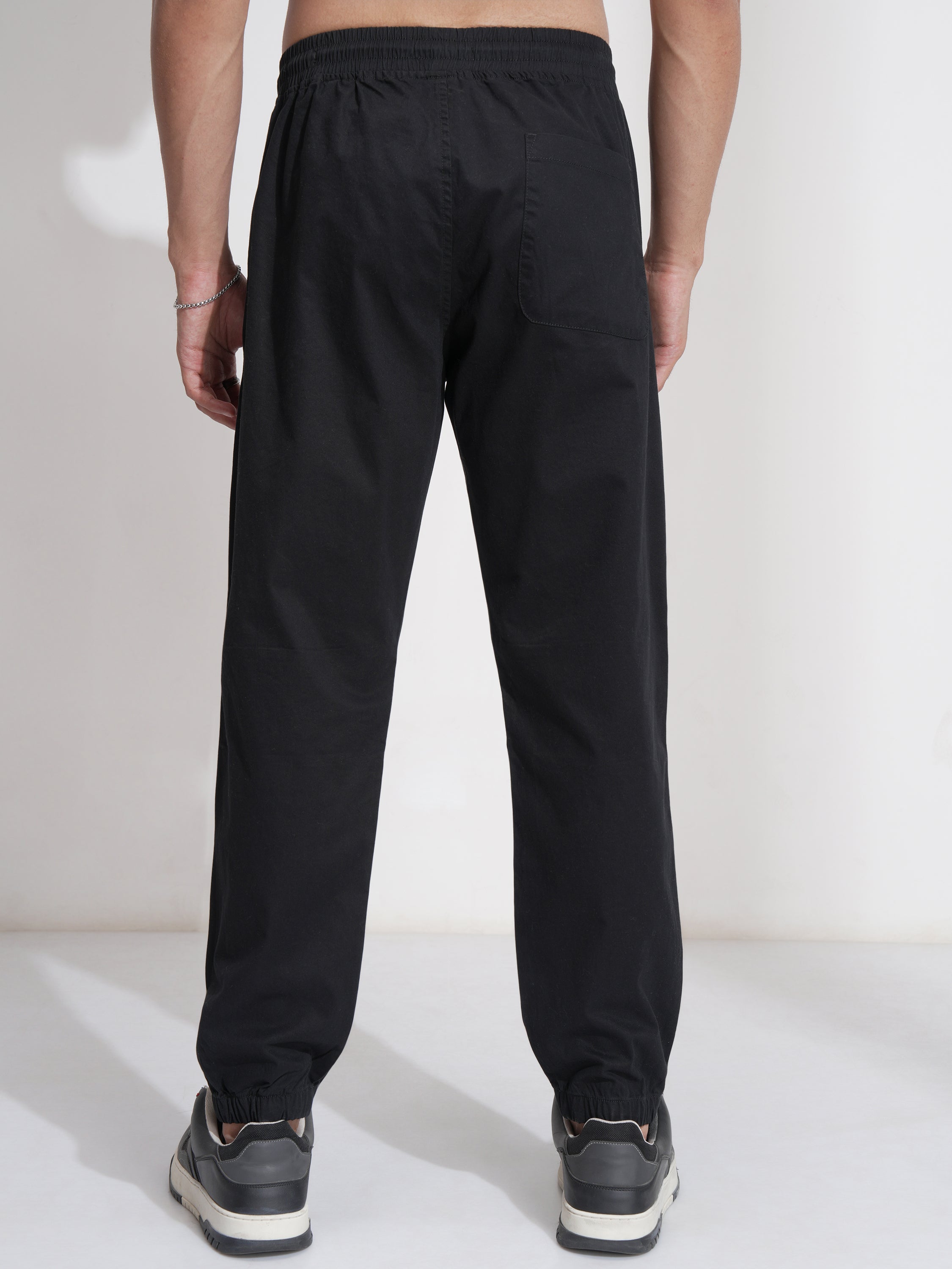 Highlander Men Black Straight Fit Solid Cargo - Black - Image 3