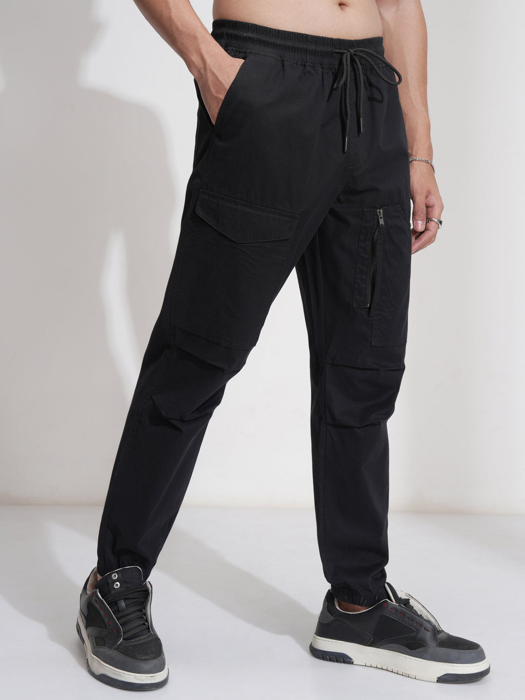 Highlander Men Black Straight Fit Solid Cargo - Black - Image 6