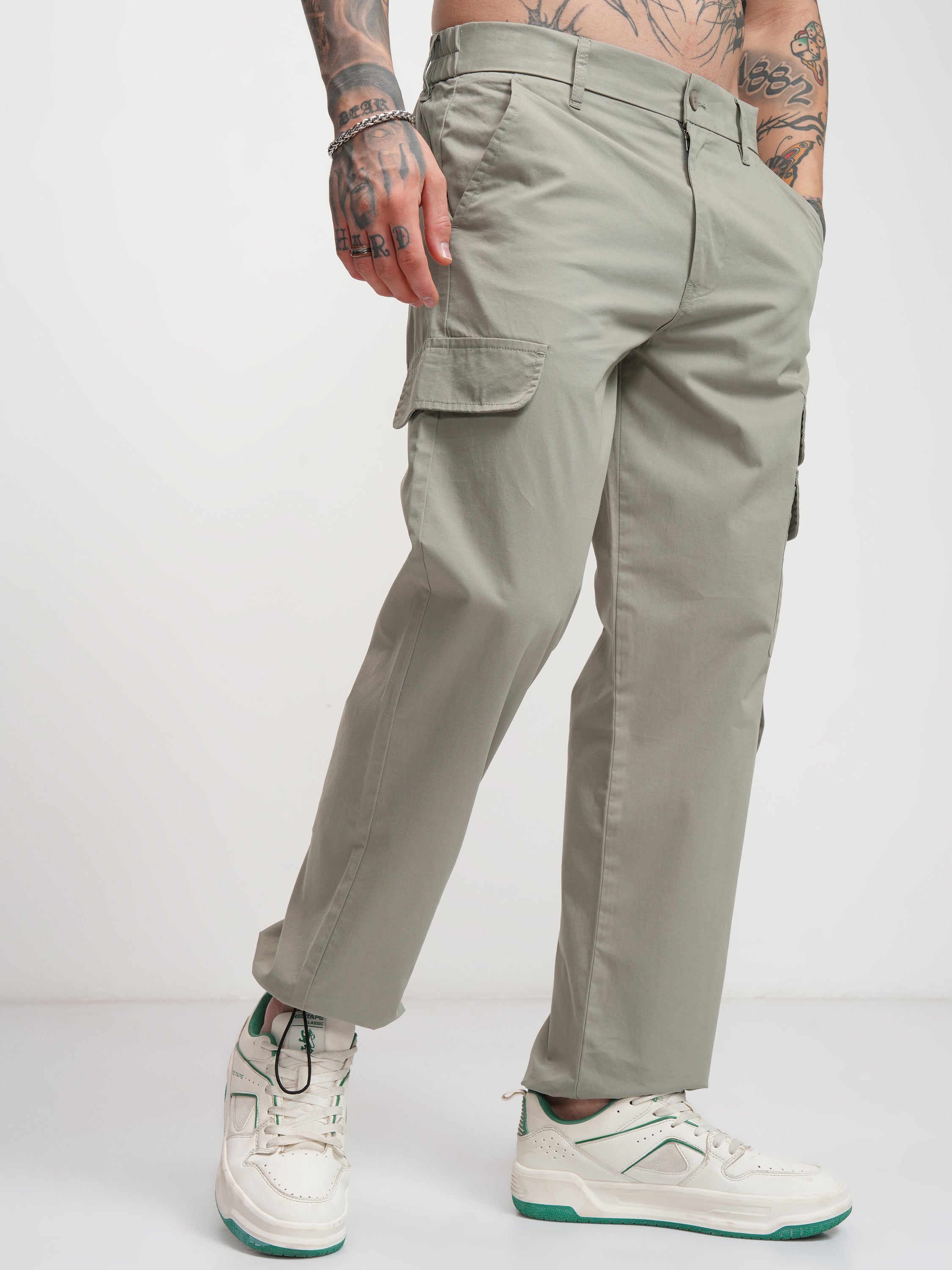 Highlander Men Green Straight Fit Solid Cargo - Green - Image 1