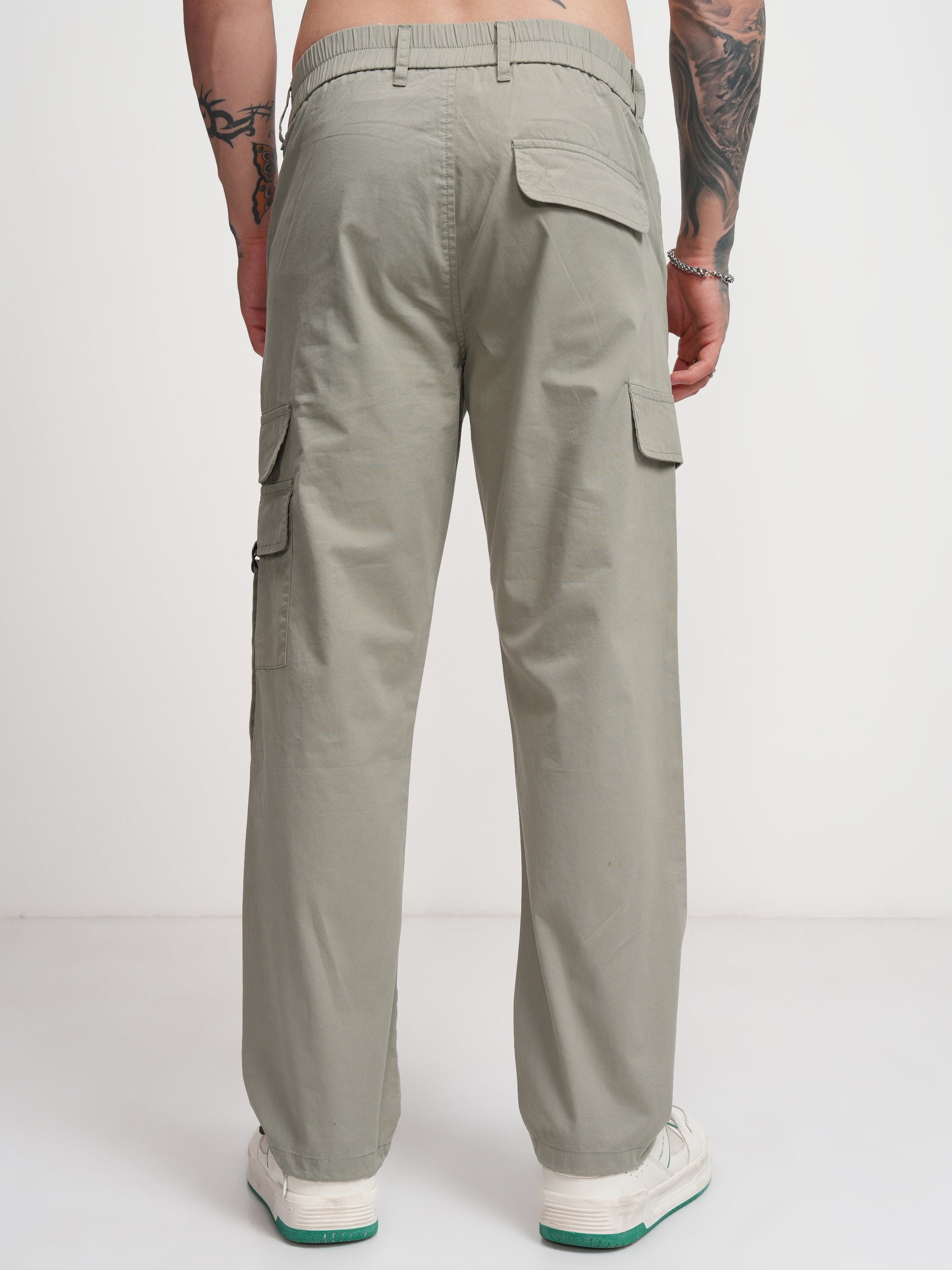 Highlander Men Green Straight Fit Solid Cargo - Green - Image 3