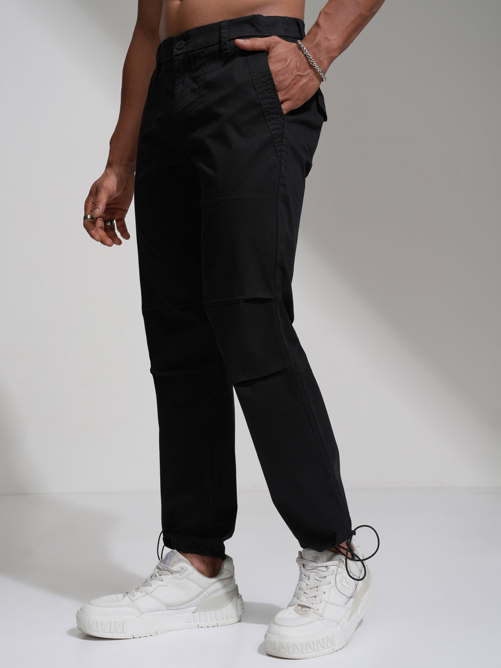 Highlander Men Black Straight Fit Solid Casual Trouser - Black - Image 4