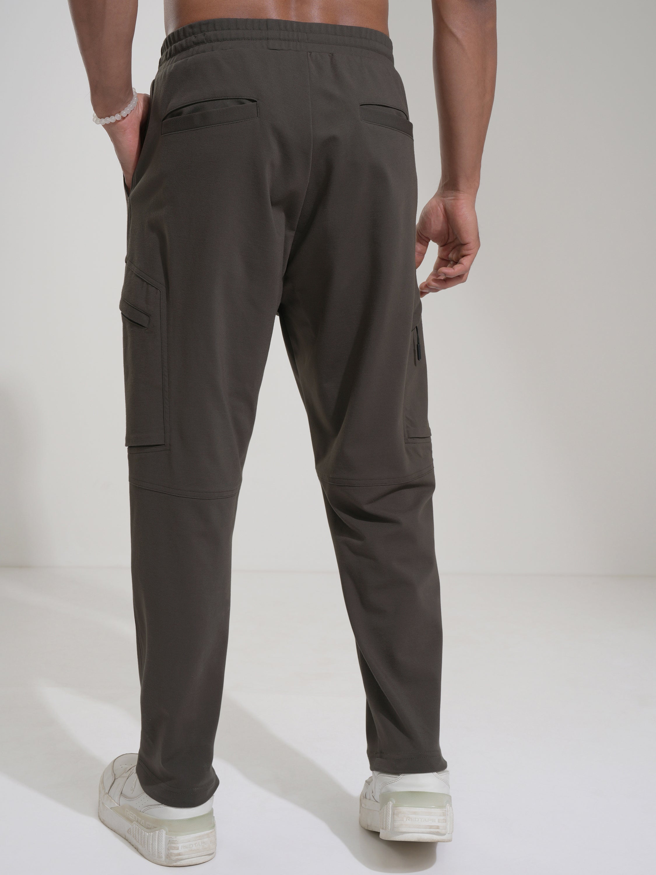 Highlander Men Olive Slim Fit Solid Joggers - Olive - Image 3