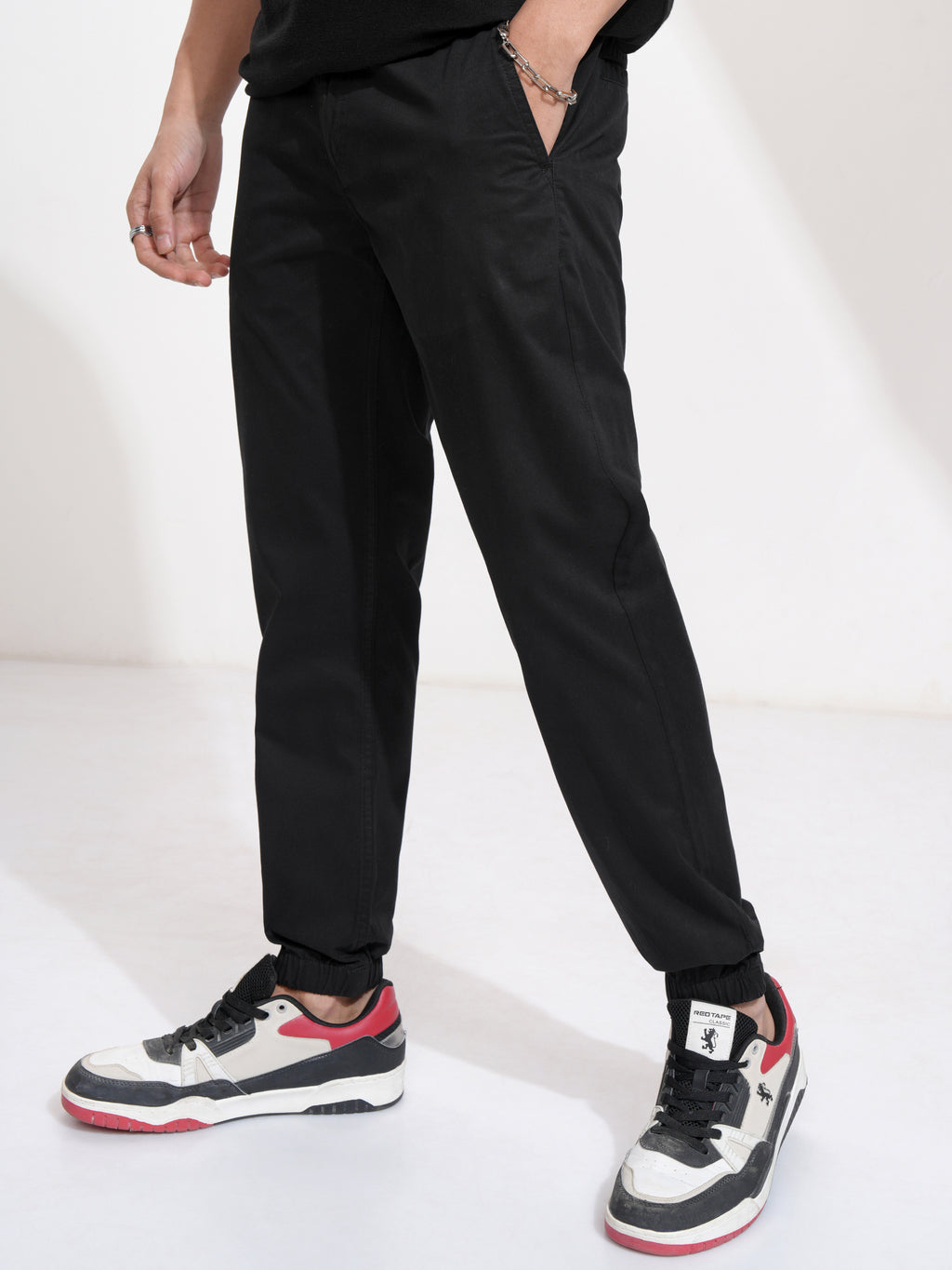 Highlander Men Black Slim Fit Solid Joggers - Black - Image 4
