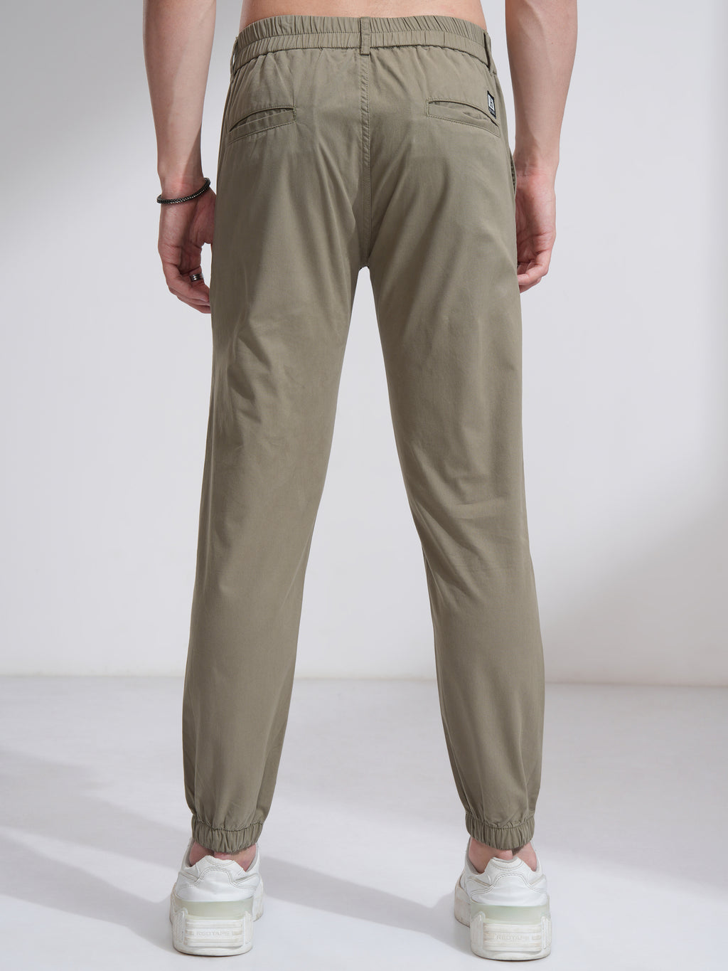 Highlander Men Green Slim Fit Solid Joggers - Green - Image 3